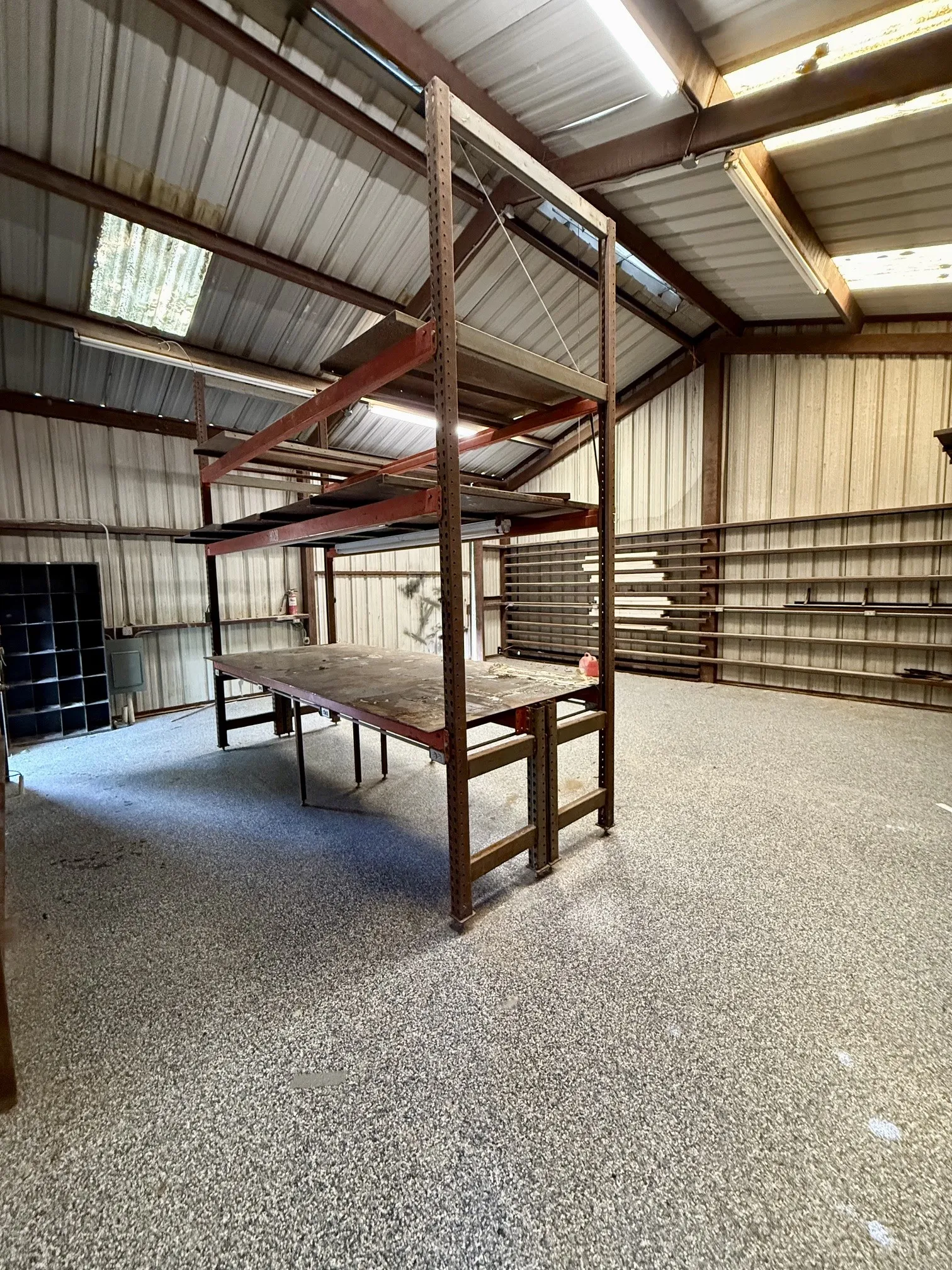 Warehouse For Rent in Collin County , 3521 Fm 2933, Mc Kinney, Texas 75071, 0, 0, Garage spaces, 780 Sqft, built in 1985, mls#21371922, Real Estate Agent in Mc Kinney, Homes For Rent in Collin county, Homes For Rent in Mc Kinney, Realtor in Mc Kinney Texas, Real Estate Brokerage Independent Realty Texas, Luminita Cordes Realtor