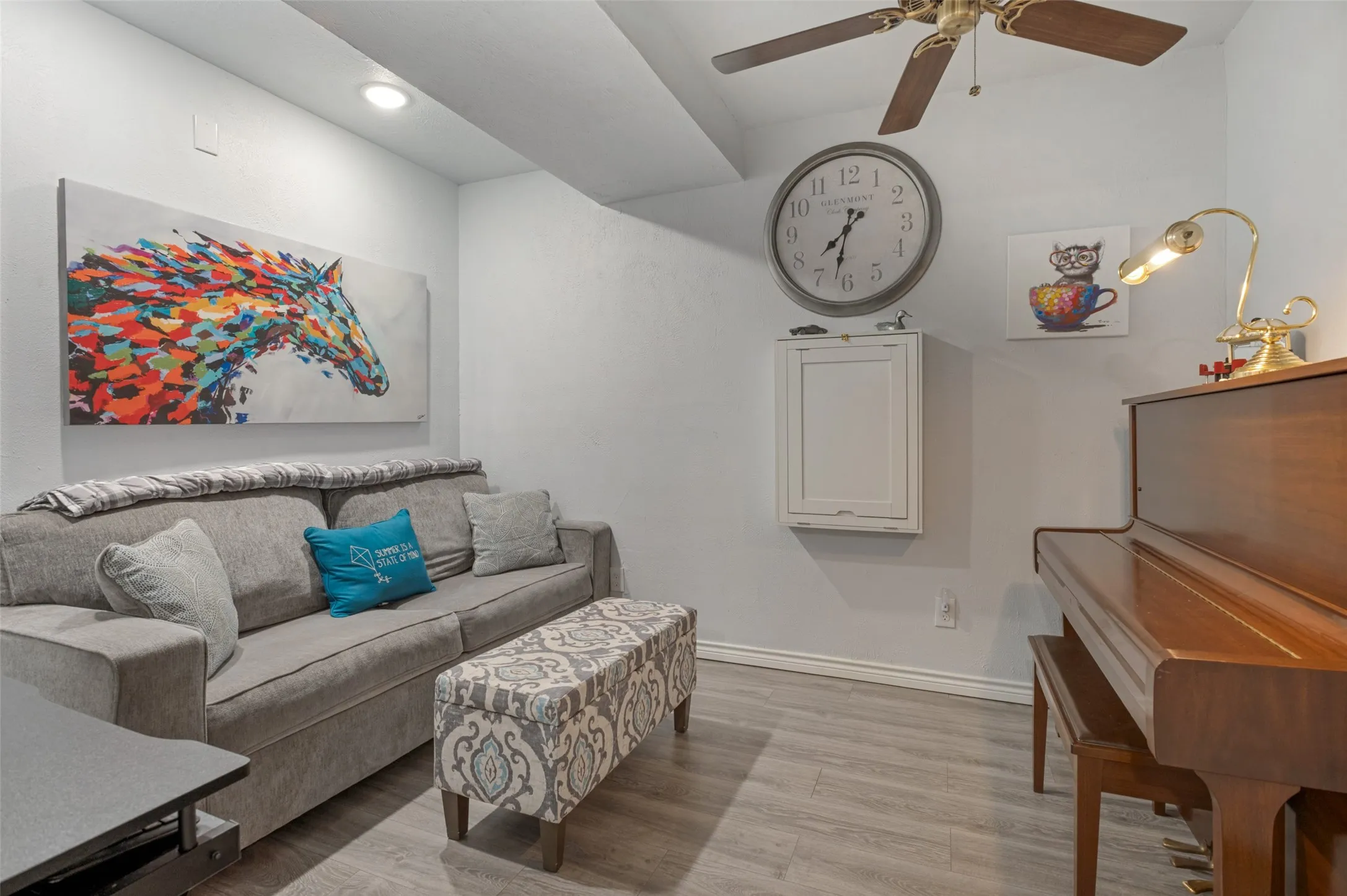 Single Family Residence For Sale in Dallas County , 3014 Adolph Street, Dallas, Texas 75204, 2 Bedroom, 2 Bathroom, Garage spaces, 1,139 Sqft, built in 1982, mls#21371470, Real Estate Agent in Dallas, Homes For Sale in Dallas county, Homes For Sale in Dallas, Realtor in Dallas Texas, Real Estate Brokerage Independent Realty Texas, Luminita Cordes Realtor