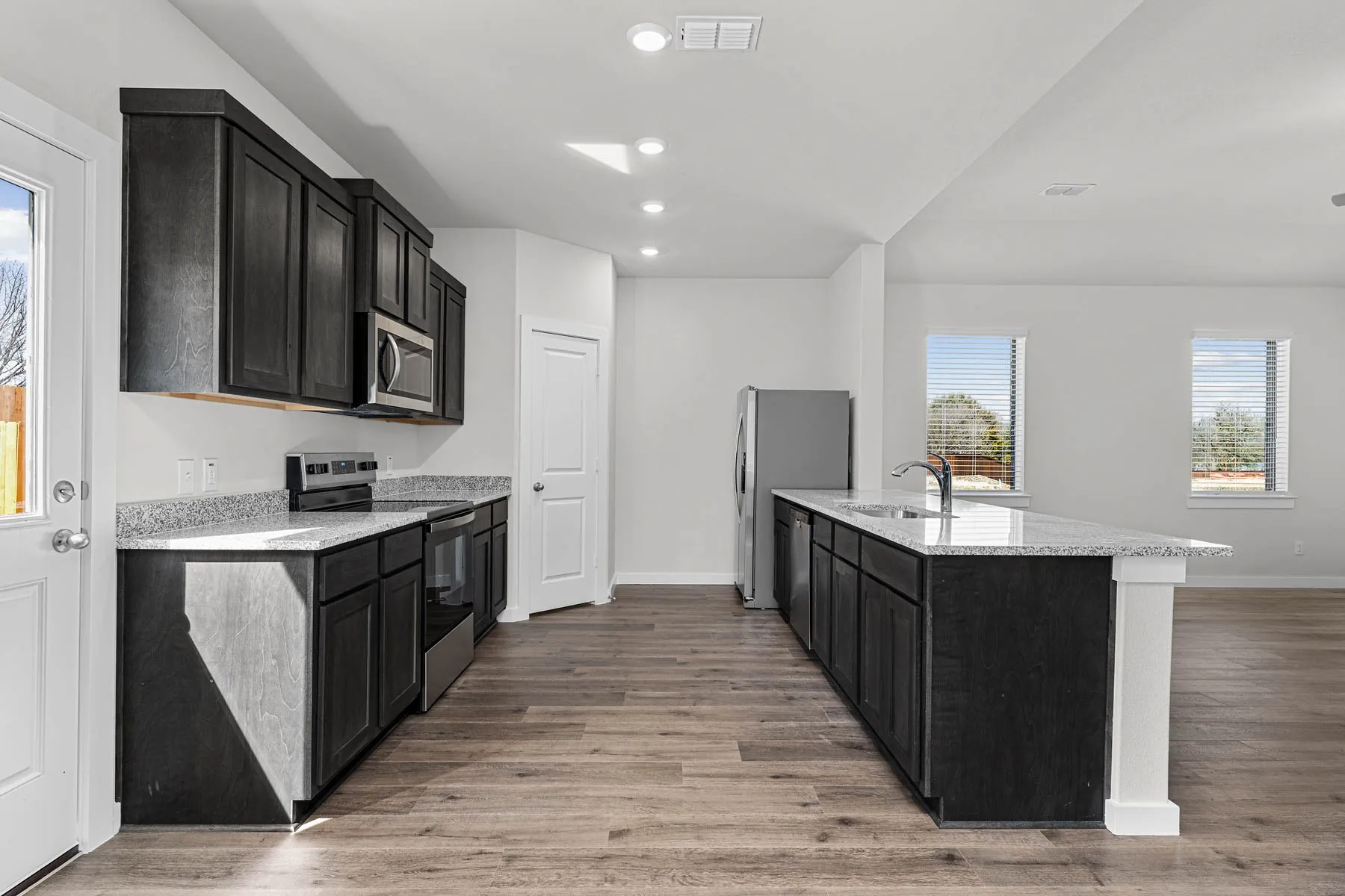 Single Family Residence For Sale in Dallas County , 1714 Paul Drive, Seagoville, Texas 75159, 4 Bedroom, 2 Bathroom, 2 Garage spaces, 1,784 Sqft, built in 2026, mls#21372510, Real Estate Agent in Seagoville, Homes For Sale in Dallas county, Homes For Sale in Seagoville, Realtor in Seagoville Texas, Real Estate Brokerage Independent Realty Texas, Luminita Cordes Realtor