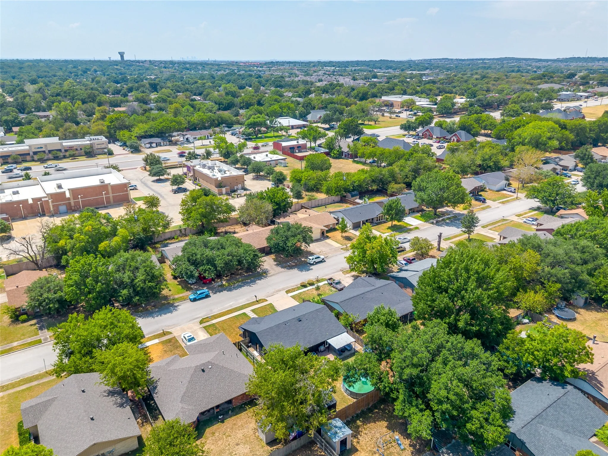 Single Family Residence For Sale in Tarrant County , 435 Pearl Street, Keller, Texas 76248, 3 Bedroom, 2 Bathroom, Garage spaces, 1,664 Sqft, built in 1979, mls#21338577, Real Estate Agent in Keller, Homes For Sale in Tarrant county, Homes For Sale in Keller, Realtor in Keller Texas, Real Estate Brokerage Independent Realty Texas, Luminita Cordes Realtor