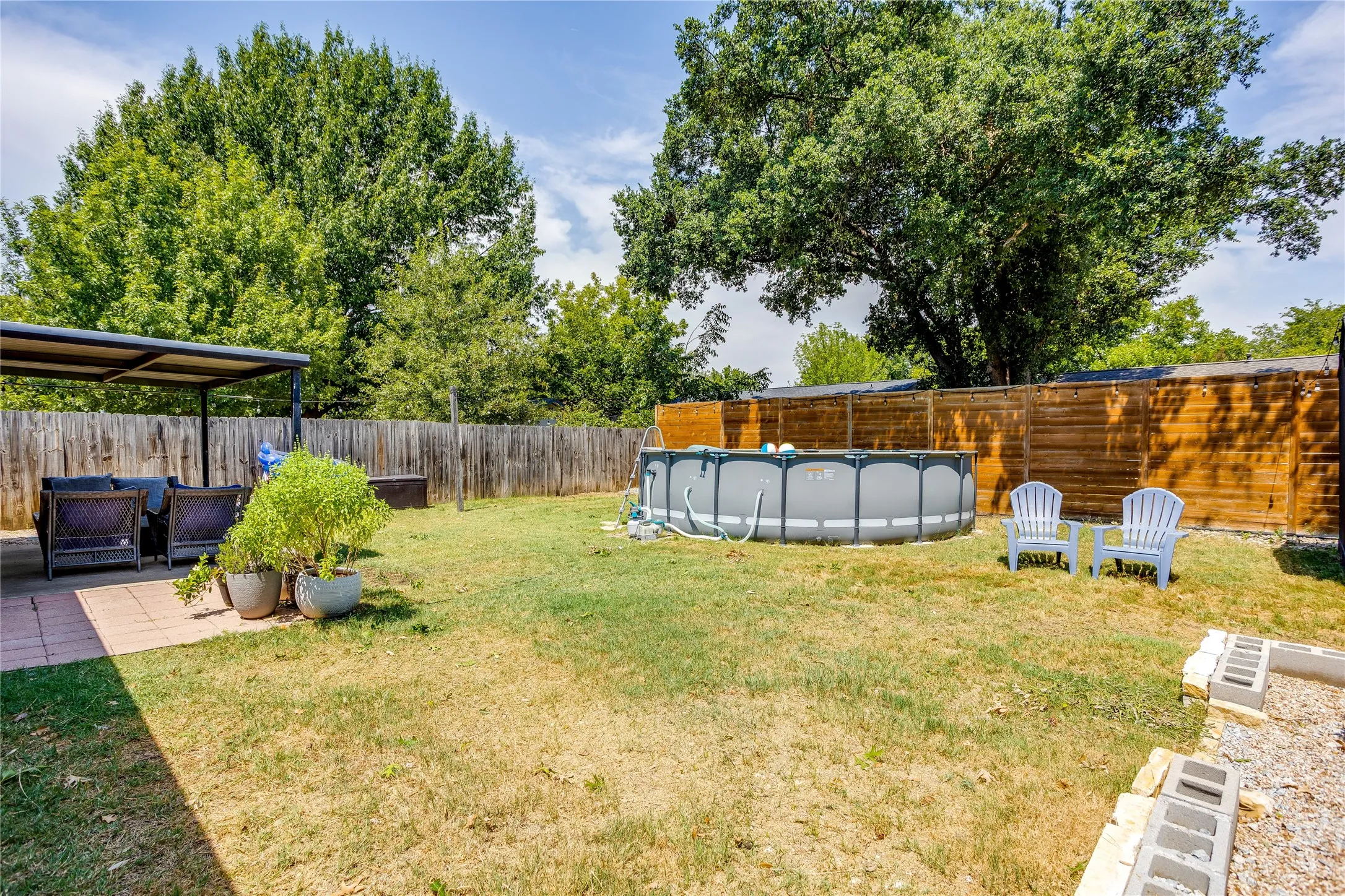 Single Family Residence For Sale in Tarrant County , 435 Pearl Street, Keller, Texas 76248, 3 Bedroom, 2 Bathroom, Garage spaces, 1,664 Sqft, built in 1979, mls#21338577, Real Estate Agent in Keller, Homes For Sale in Tarrant county, Homes For Sale in Keller, Realtor in Keller Texas, Real Estate Brokerage Independent Realty Texas, Luminita Cordes Realtor