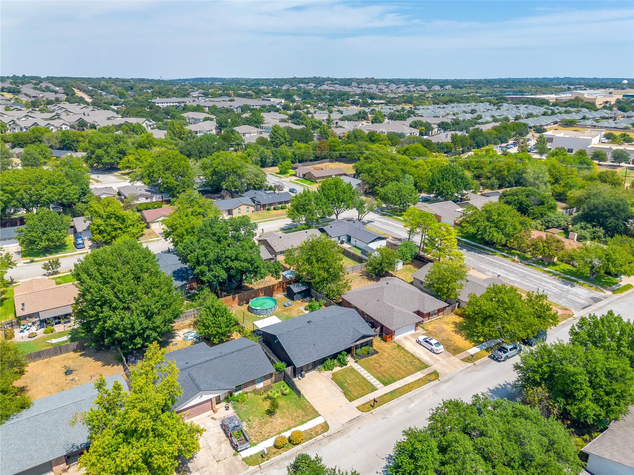 Single Family Residence For Sale in Tarrant County , 435 Pearl Street, Keller, Texas 76248, 3 Bedroom, 2 Bathroom, Garage spaces, 1,664 Sqft, built in 1979, mls#21338577, Real Estate Agent in Keller, Homes For Sale in Tarrant county, Homes For Sale in Keller, Realtor in Keller Texas, Real Estate Brokerage Independent Realty Texas, Luminita Cordes Realtor