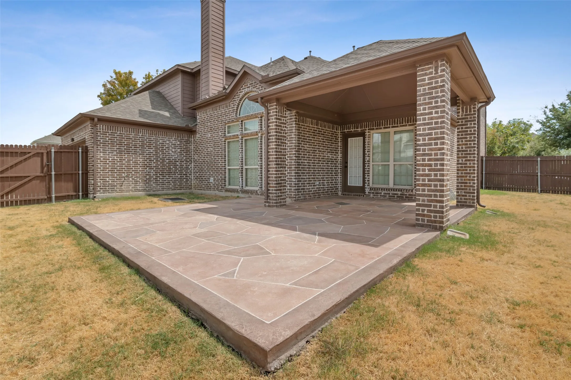 Single Family Residence For Sale in Denton County , 3072 Brianna Drive, Frisco, Texas 75033, 5 Bedroom, 4 Bathroom, 2 Garage spaces, 4,299 Sqft, built in 2015, mls#21372516, Real Estate Agent in Frisco, Homes For Sale in Denton county, Homes For Sale in Frisco, Realtor in Frisco Texas, Real Estate Brokerage Independent Realty Texas, Luminita Cordes Realtor