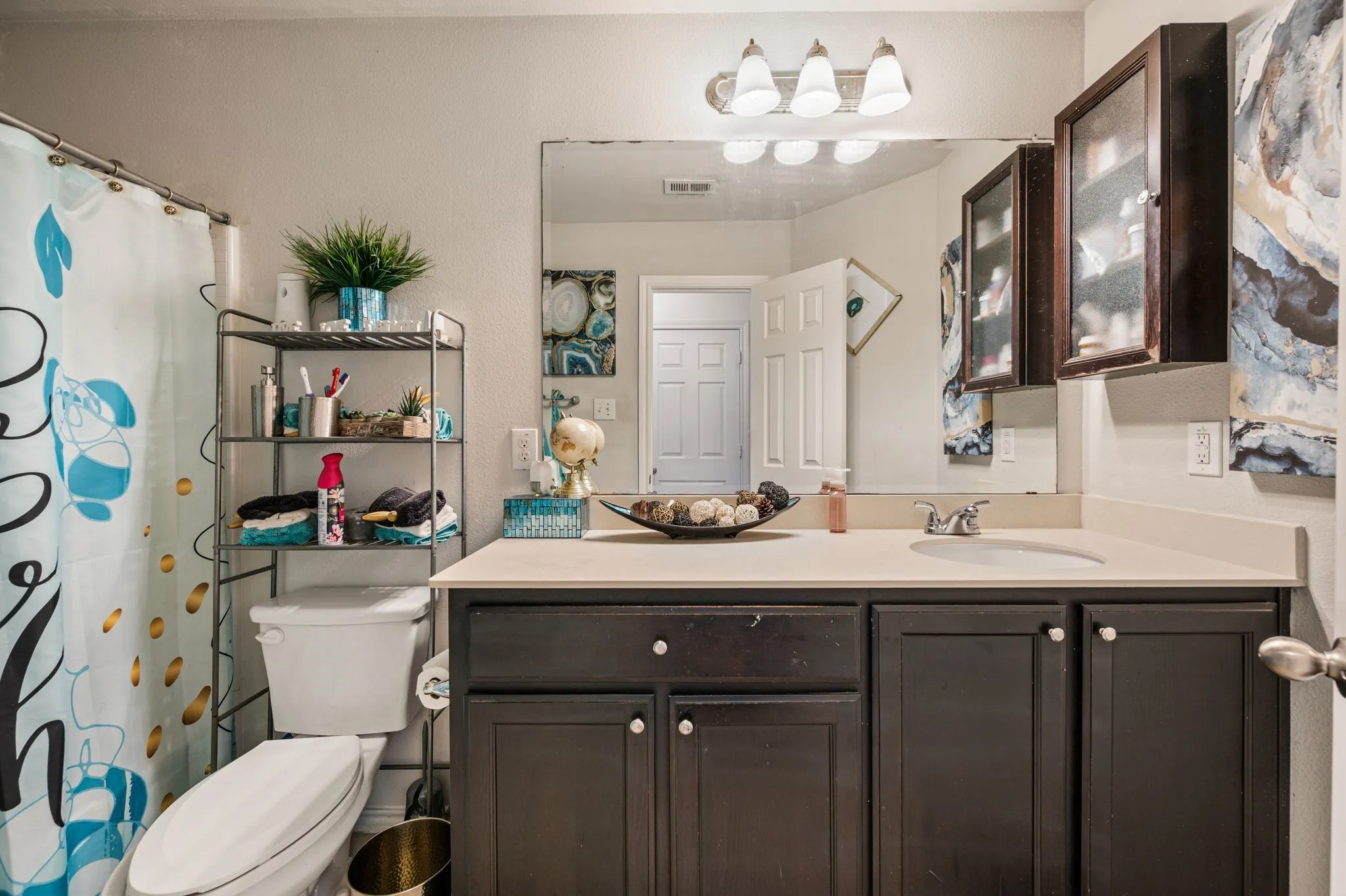 Some listing photos have been digitally enhanced or edited. Buyer to perform due diligence and independently verify all property features, conditions and information.