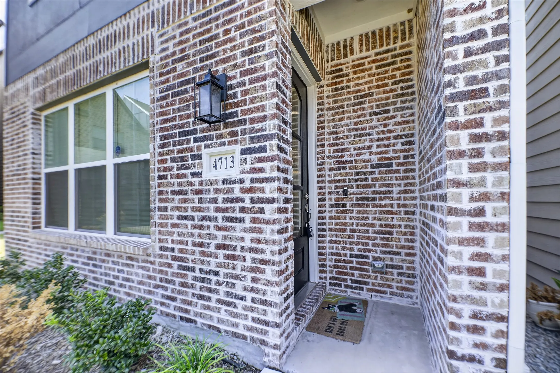 Single Family Residence For Sale in Dallas County , 4713 Craymore Road, Dallas, Texas 75228, 3 Bedroom, 3 Bathroom, 2 Garage spaces, 1,670 Sqft, built in 2024, mls#21372170, Real Estate Agent in Dallas, Homes For Sale in Dallas county, Homes For Sale in Dallas, Realtor in Dallas Texas, Real Estate Brokerage Independent Realty Texas, Luminita Cordes Realtor