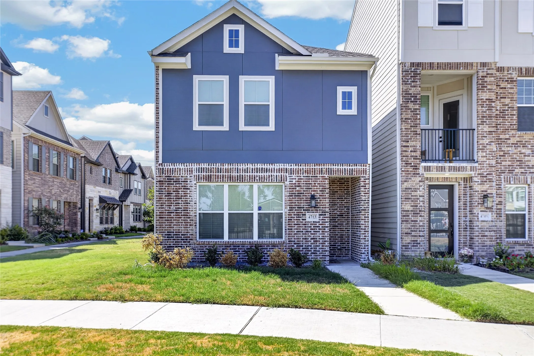 Single Family Residence For Sale in Dallas County , 4713 Craymore Road, Dallas, Texas 75228, 3 Bedroom, 3 Bathroom, 2 Garage spaces, 1,670 Sqft, built in 2024, mls#21372170, Real Estate Agent in Dallas, Homes For Sale in Dallas county, Homes For Sale in Dallas, Realtor in Dallas Texas, Real Estate Brokerage Independent Realty Texas, Luminita Cordes Realtor