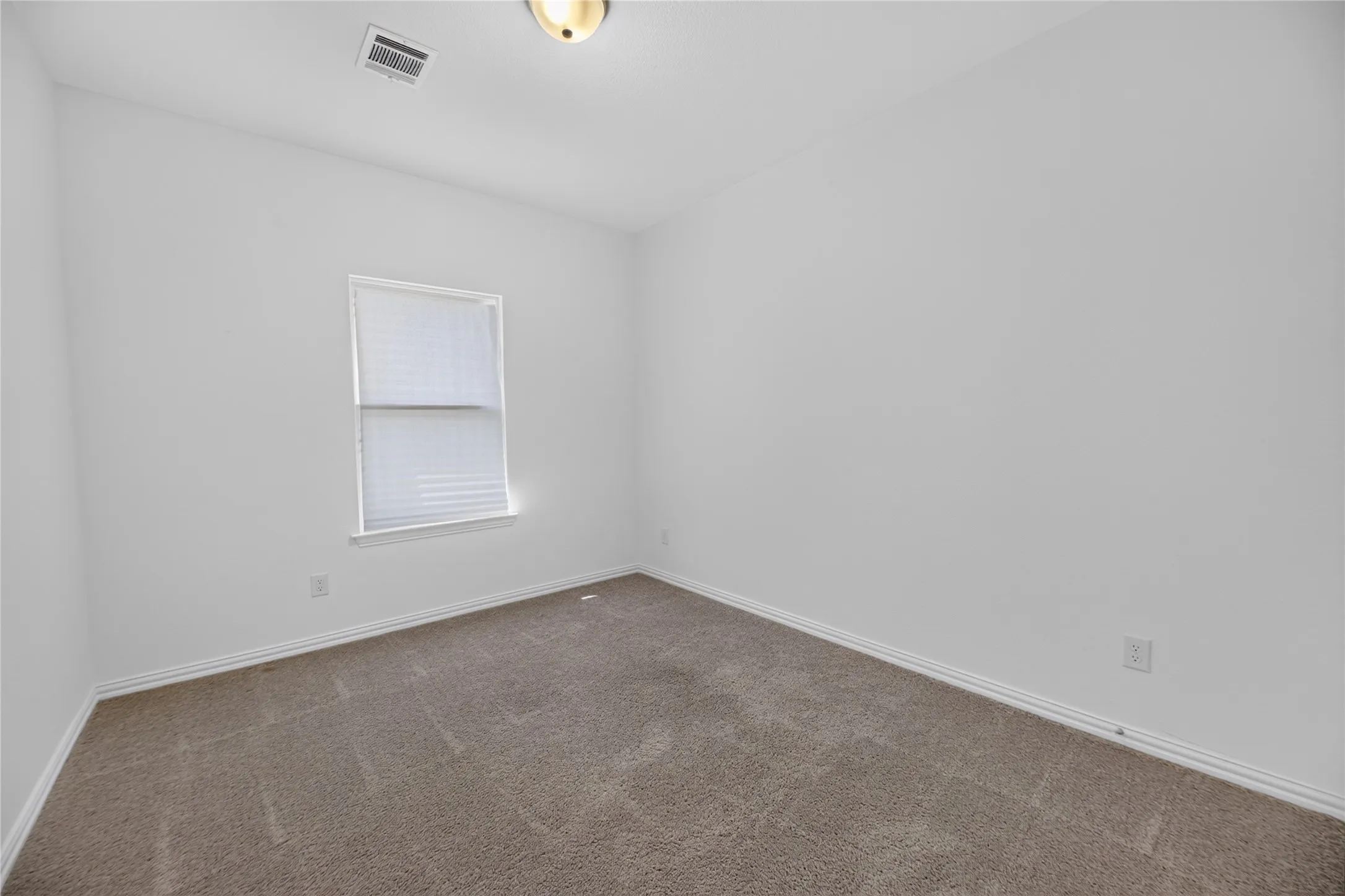 Single Family Residence For Sale in Dallas County , 4713 Craymore Road, Dallas, Texas 75228, 3 Bedroom, 3 Bathroom, 2 Garage spaces, 1,670 Sqft, built in 2024, mls#21372170, Real Estate Agent in Dallas, Homes For Sale in Dallas county, Homes For Sale in Dallas, Realtor in Dallas Texas, Real Estate Brokerage Independent Realty Texas, Luminita Cordes Realtor