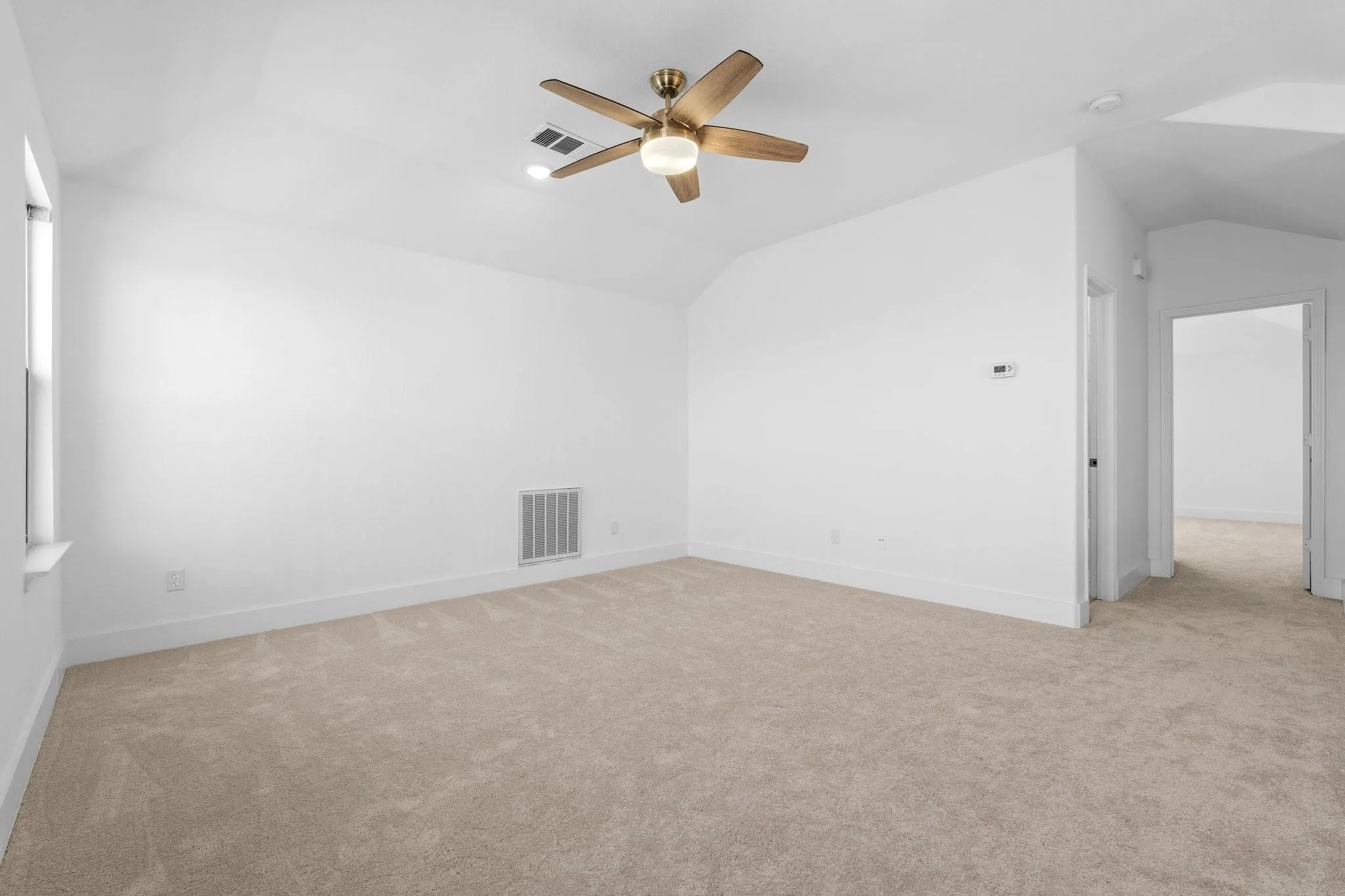 Single Family Residence For Rent in Denton County , 12625 Joplin Drive, Frisco, Texas 75036, 4 Bedroom, 3 Bathroom, 2 Garage spaces, 2,492 Sqft, built in 2010, mls#21363678, Real Estate Agent in Frisco, Homes For Rent in Denton county, Homes For Rent in Frisco, Realtor in Frisco Texas, Real Estate Brokerage Independent Realty Texas, Luminita Cordes Realtor