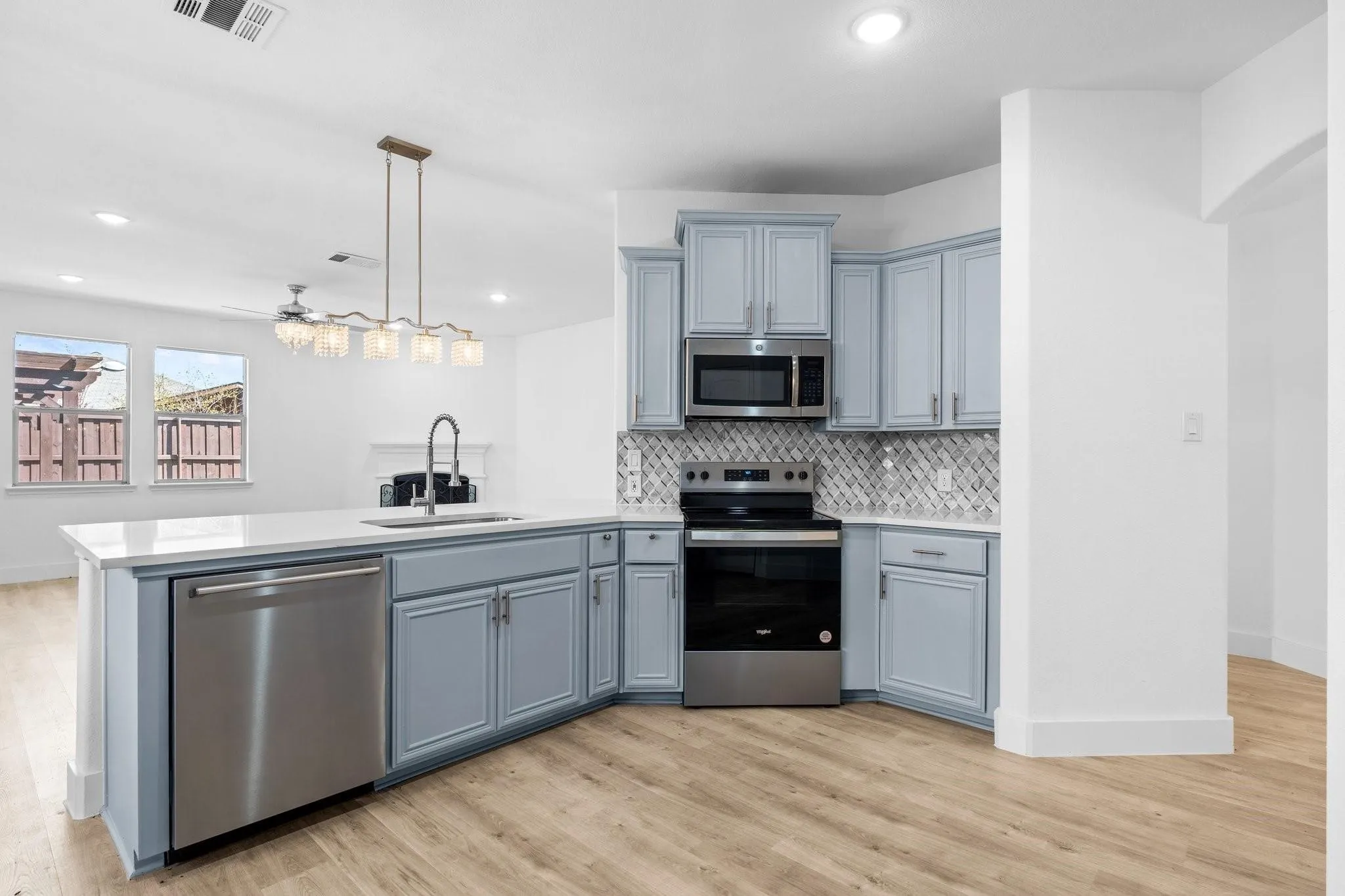 Single Family Residence For Rent in Denton County , 12625 Joplin Drive, Frisco, Texas 75036, 4 Bedroom, 3 Bathroom, 2 Garage spaces, 2,492 Sqft, built in 2010, mls#21363678, Real Estate Agent in Frisco, Homes For Rent in Denton county, Homes For Rent in Frisco, Realtor in Frisco Texas, Real Estate Brokerage Independent Realty Texas, Luminita Cordes Realtor