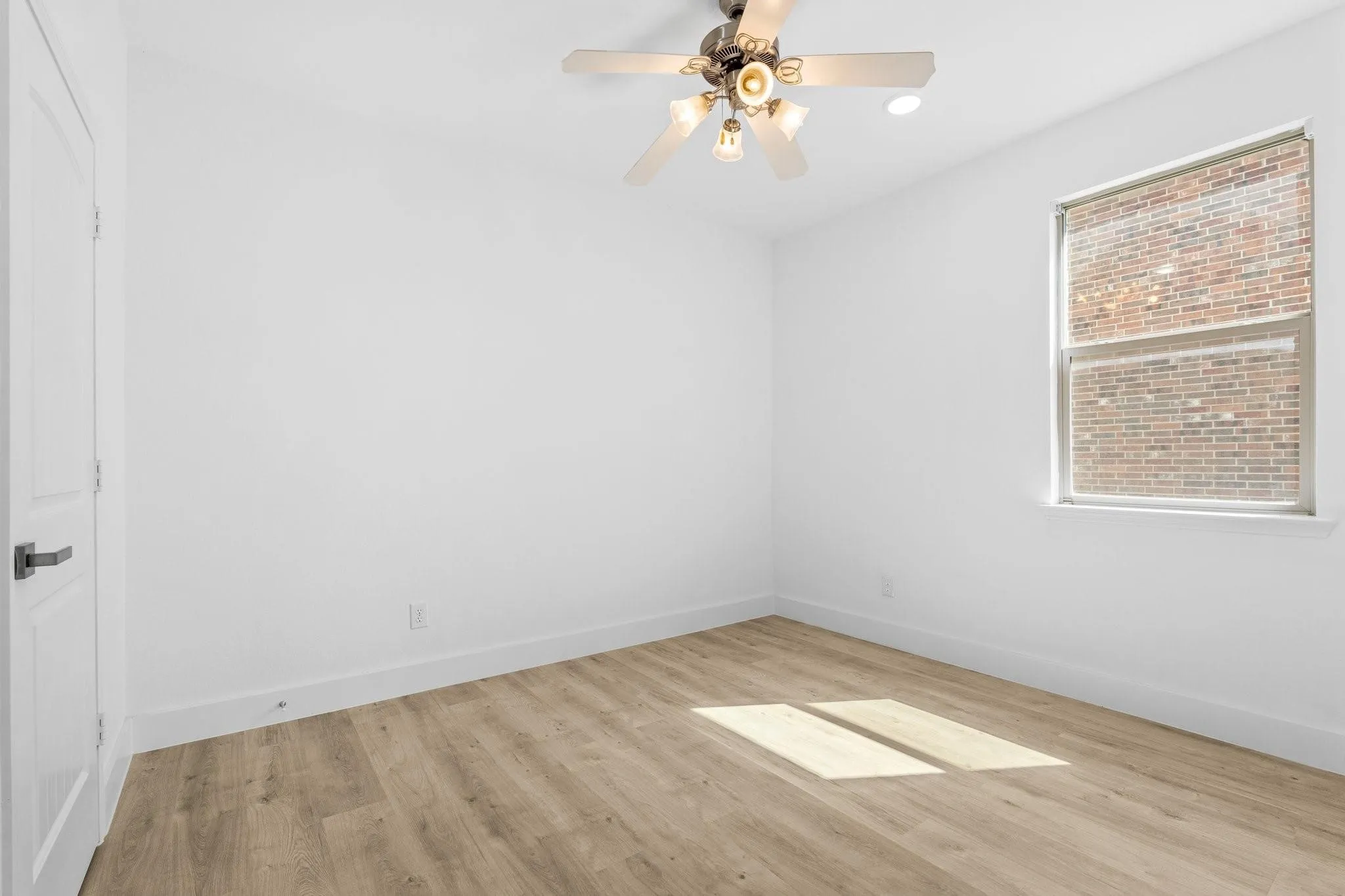 Single Family Residence For Rent in Denton County , 12625 Joplin Drive, Frisco, Texas 75036, 4 Bedroom, 3 Bathroom, 2 Garage spaces, 2,492 Sqft, built in 2010, mls#21363678, Real Estate Agent in Frisco, Homes For Rent in Denton county, Homes For Rent in Frisco, Realtor in Frisco Texas, Real Estate Brokerage Independent Realty Texas, Luminita Cordes Realtor