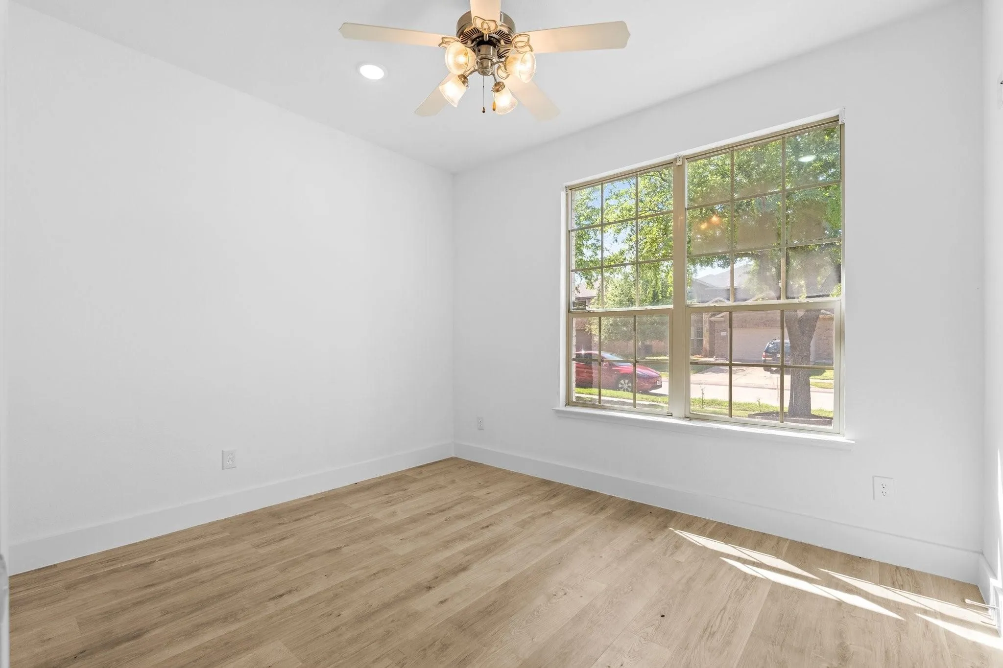 Single Family Residence For Rent in Denton County , 12625 Joplin Drive, Frisco, Texas 75036, 4 Bedroom, 3 Bathroom, 2 Garage spaces, 2,492 Sqft, built in 2010, mls#21363678, Real Estate Agent in Frisco, Homes For Rent in Denton county, Homes For Rent in Frisco, Realtor in Frisco Texas, Real Estate Brokerage Independent Realty Texas, Luminita Cordes Realtor