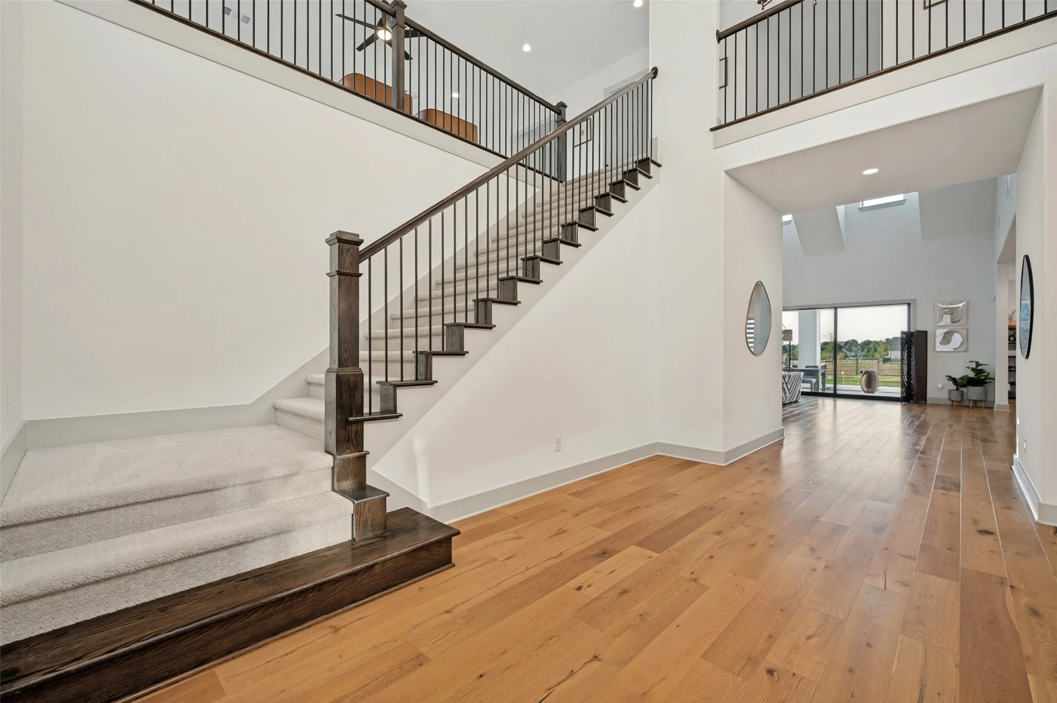 Single Family Residence For Sale in Denton County , 1402 Dogwood View, Oak Point, Texas 75068, 5 Bedroom, 7 Bathroom, 4 Garage spaces, 5,773 Sqft, built in 2024, mls#21372499, Real Estate Agent in Oak Point, Homes For Sale in Denton county, Homes For Sale in Oak Point, Realtor in Oak Point Texas, Real Estate Brokerage Independent Realty Texas, Luminita Cordes Realtor