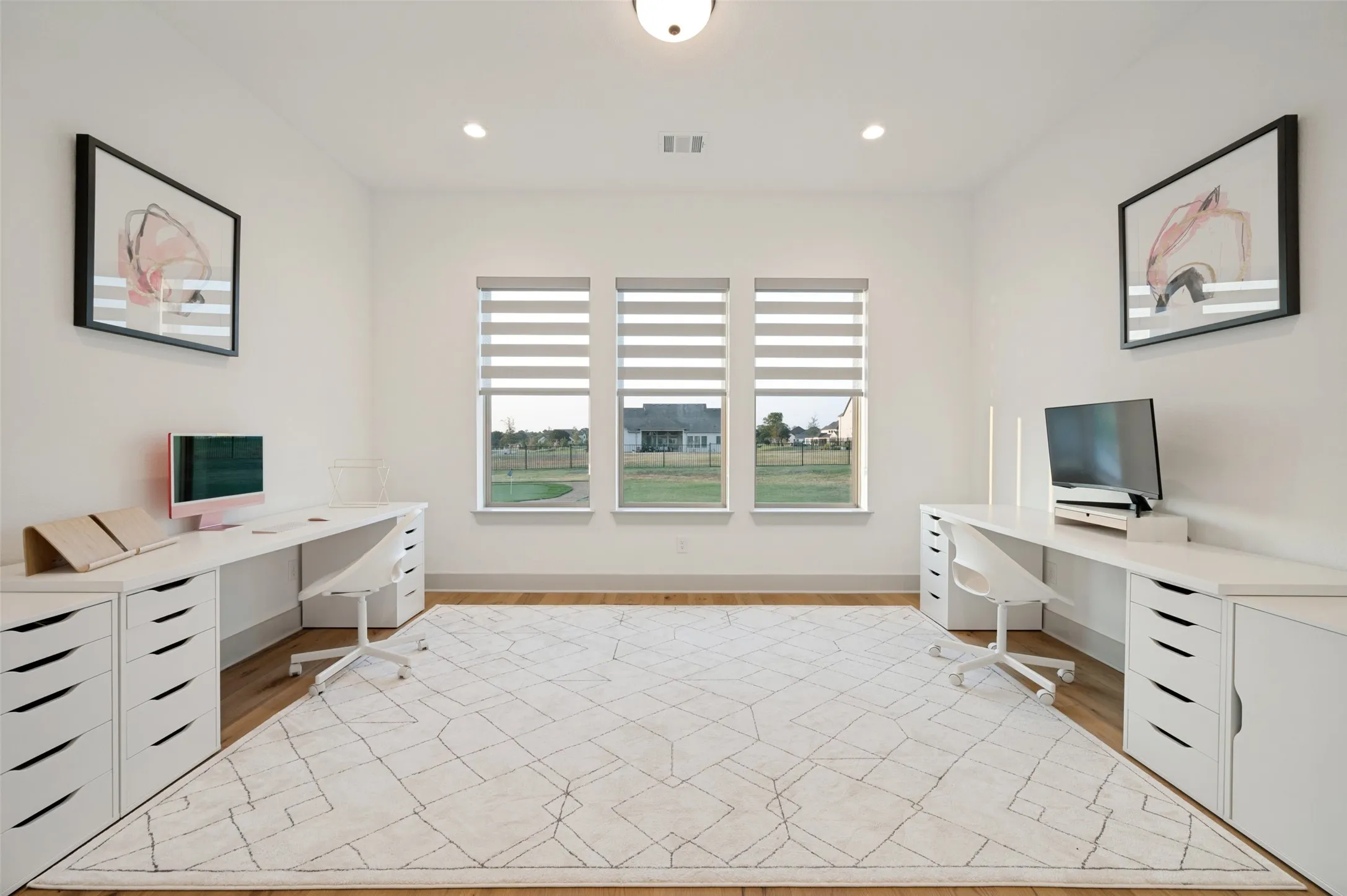 Single Family Residence For Sale in Denton County , 1402 Dogwood View, Oak Point, Texas 75068, 5 Bedroom, 7 Bathroom, 4 Garage spaces, 5,773 Sqft, built in 2024, mls#21372499, Real Estate Agent in Oak Point, Homes For Sale in Denton county, Homes For Sale in Oak Point, Realtor in Oak Point Texas, Real Estate Brokerage Independent Realty Texas, Luminita Cordes Realtor