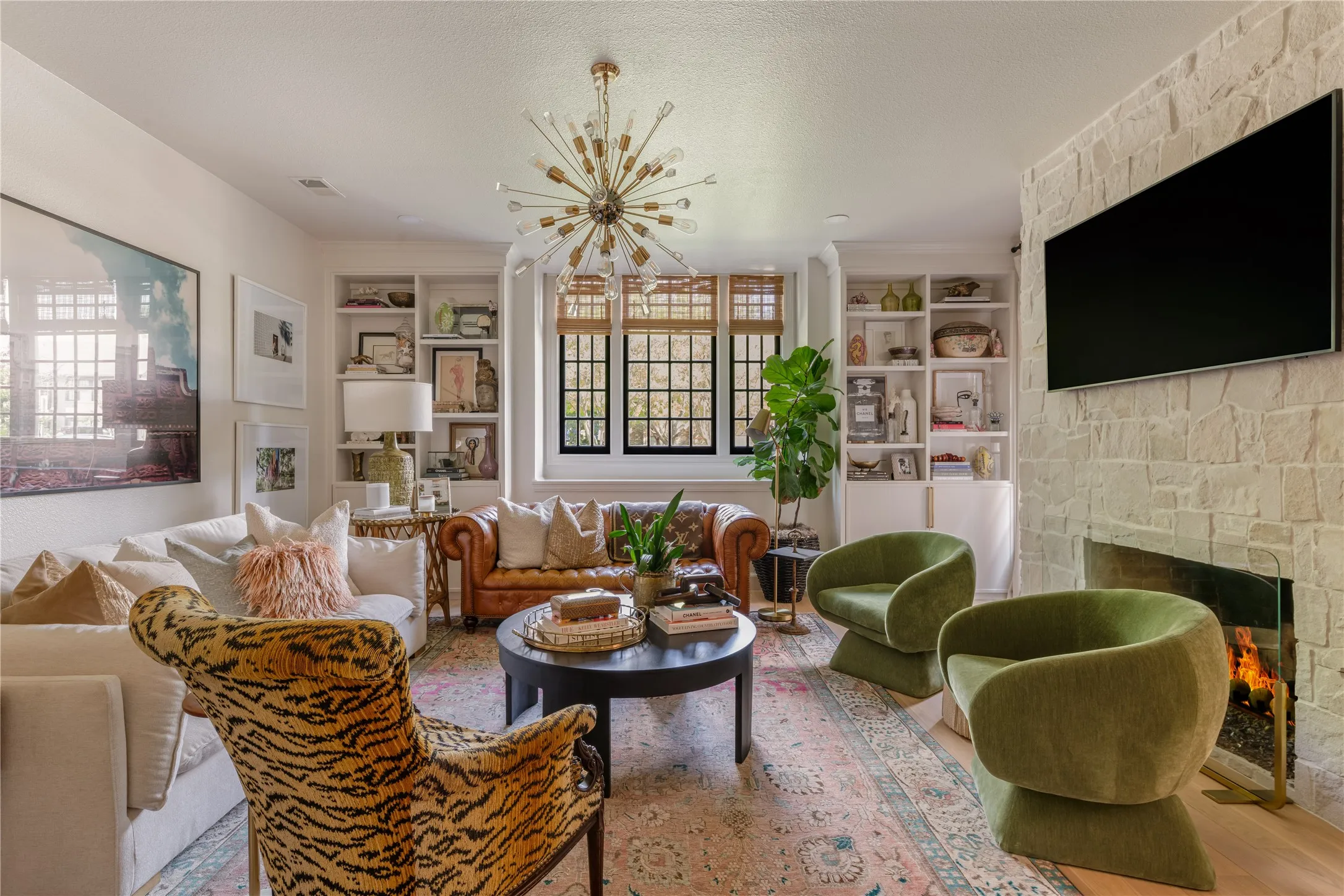 Single Family Residence For Rent in Dallas County , 3705 Binkley Avenue, University Park, Texas 75205, 3 Bedroom, 3 Bathroom, 2 Garage spaces, 3,176 Sqft, built in 1985, mls#21372524, Real Estate Agent in University Park, Homes For Rent in Dallas county, Homes For Rent in University Park, Realtor in University Park Texas, Real Estate Brokerage Independent Realty Texas, Luminita Cordes Realtor