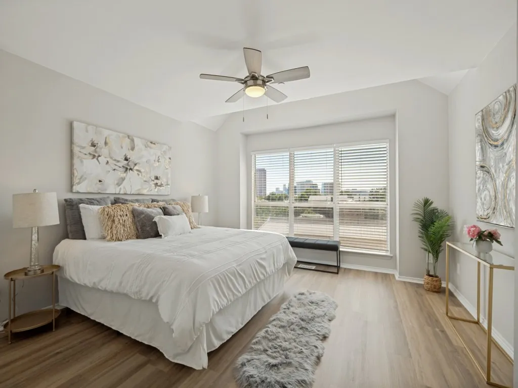 Condominium For Sale in Dallas County , 4221 Cole Avenue 206, Dallas, Texas 75205, 2 Bedroom, 2 Bathroom, 1 Garage spaces, 1,225 Sqft, built in 1983, mls#21367635, Real Estate Agent in Dallas, Homes For Sale in Dallas county, Homes For Sale in Dallas, Realtor in Dallas Texas, Real Estate Brokerage Independent Realty Texas, Luminita Cordes Realtor