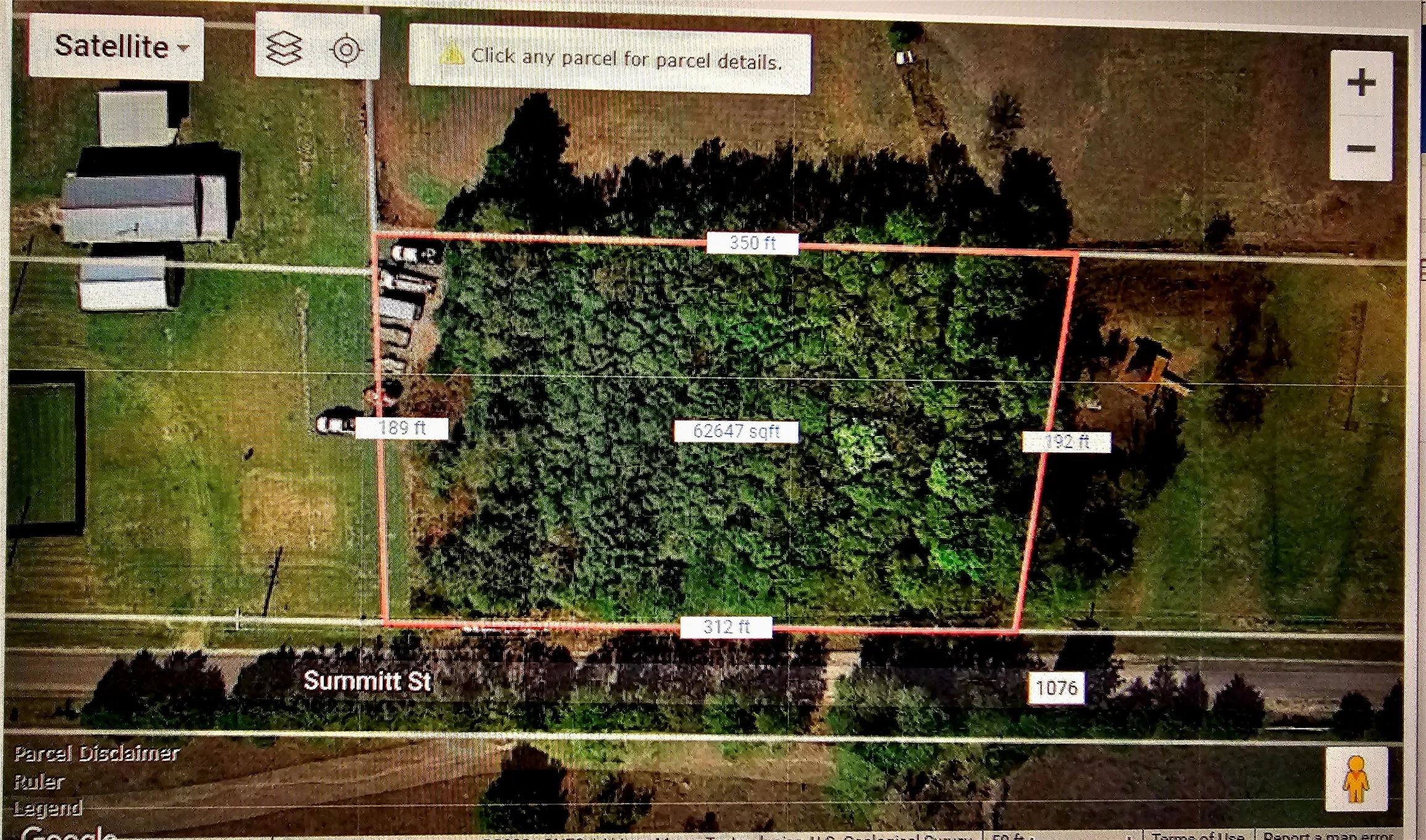 Aerial Map. Displaying the property boundaries and dimensions along Summit Street