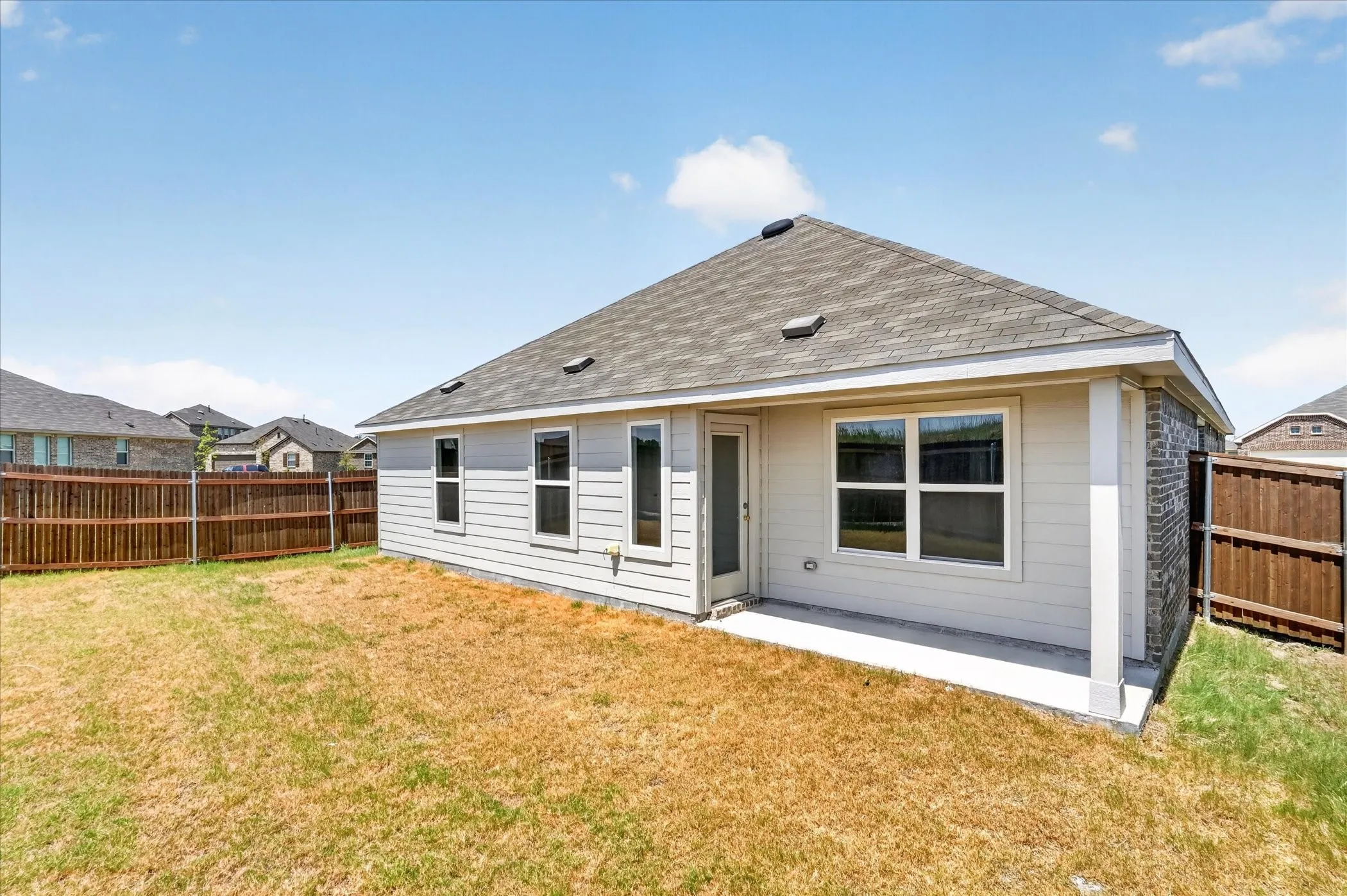 Single Family Residence For Rent in Kaufman County , 1774 Gleasondale Place, Forney, Texas 75126, 4 Bedroom, 2 Bathroom, 2 Garage spaces, 2,024 Sqft, built in 2024, mls#21372511, Real Estate Agent in Forney, Homes For Rent in Kaufman county, Homes For Rent in Forney, Realtor in Forney Texas, Real Estate Brokerage Independent Realty Texas, Luminita Cordes Realtor