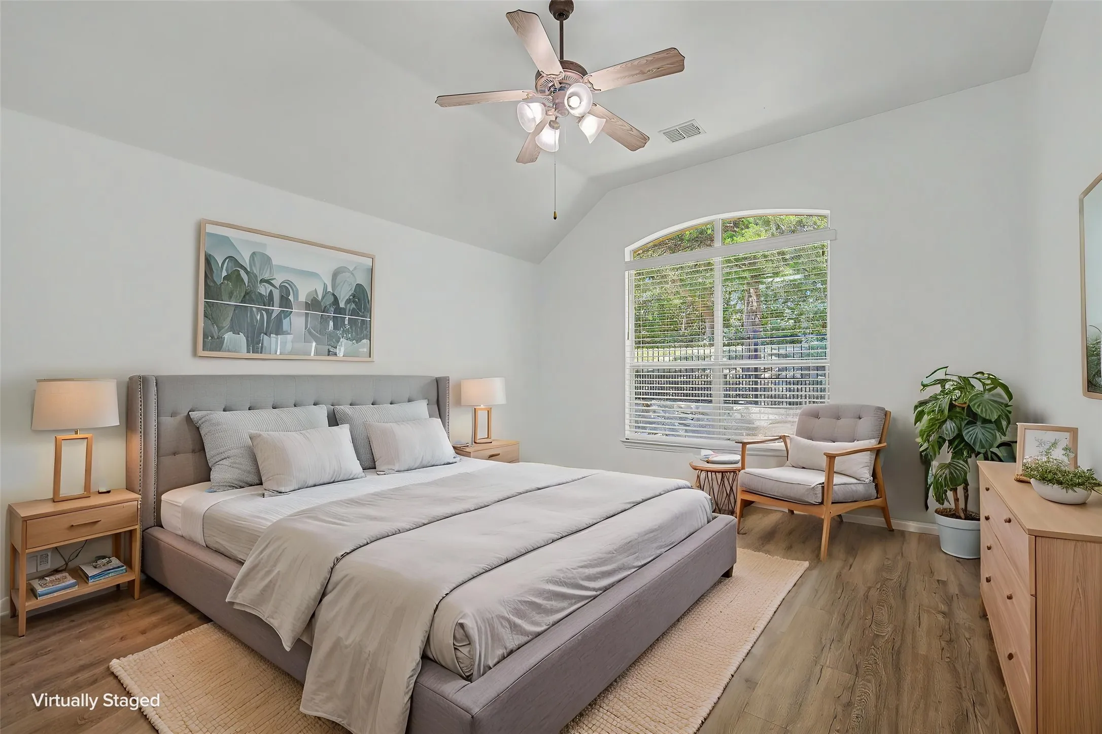 Single Family Residence For Sale in Collin County , 916 Medinah Drive, Fairview, Texas 75069, 2 Bedroom, 2 Bathroom, 2 Garage spaces, 2,076 Sqft, built in 2005, mls#21369937, Real Estate Agent in Fairview, Homes For Sale in Collin county, Homes For Sale in Fairview, Realtor in Fairview Texas, Real Estate Brokerage Independent Realty Texas, Luminita Cordes Realtor