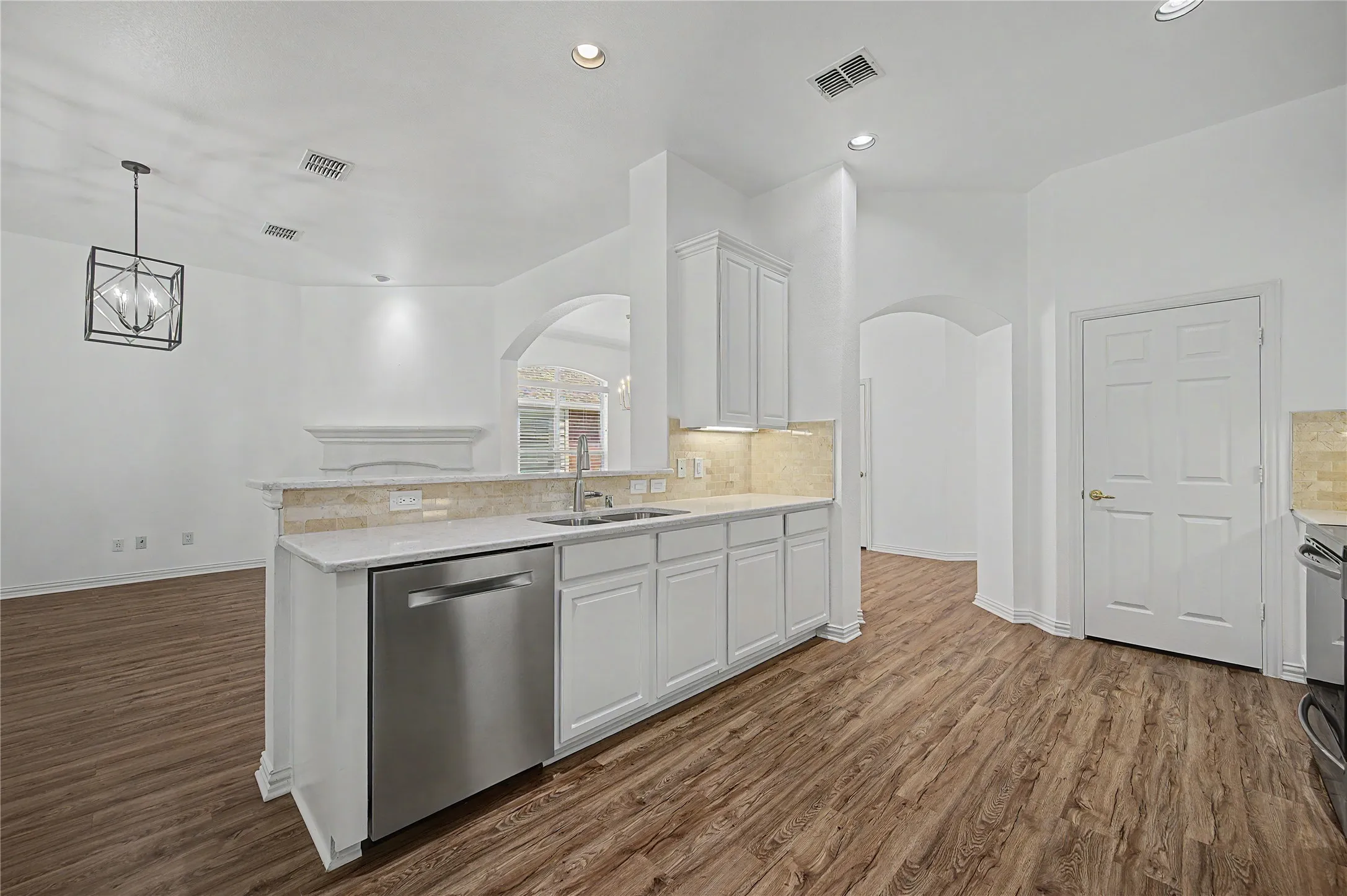 Single Family Residence For Sale in Collin County , 916 Medinah Drive, Fairview, Texas 75069, 2 Bedroom, 2 Bathroom, 2 Garage spaces, 2,076 Sqft, built in 2005, mls#21369937, Real Estate Agent in Fairview, Homes For Sale in Collin county, Homes For Sale in Fairview, Realtor in Fairview Texas, Real Estate Brokerage Independent Realty Texas, Luminita Cordes Realtor
