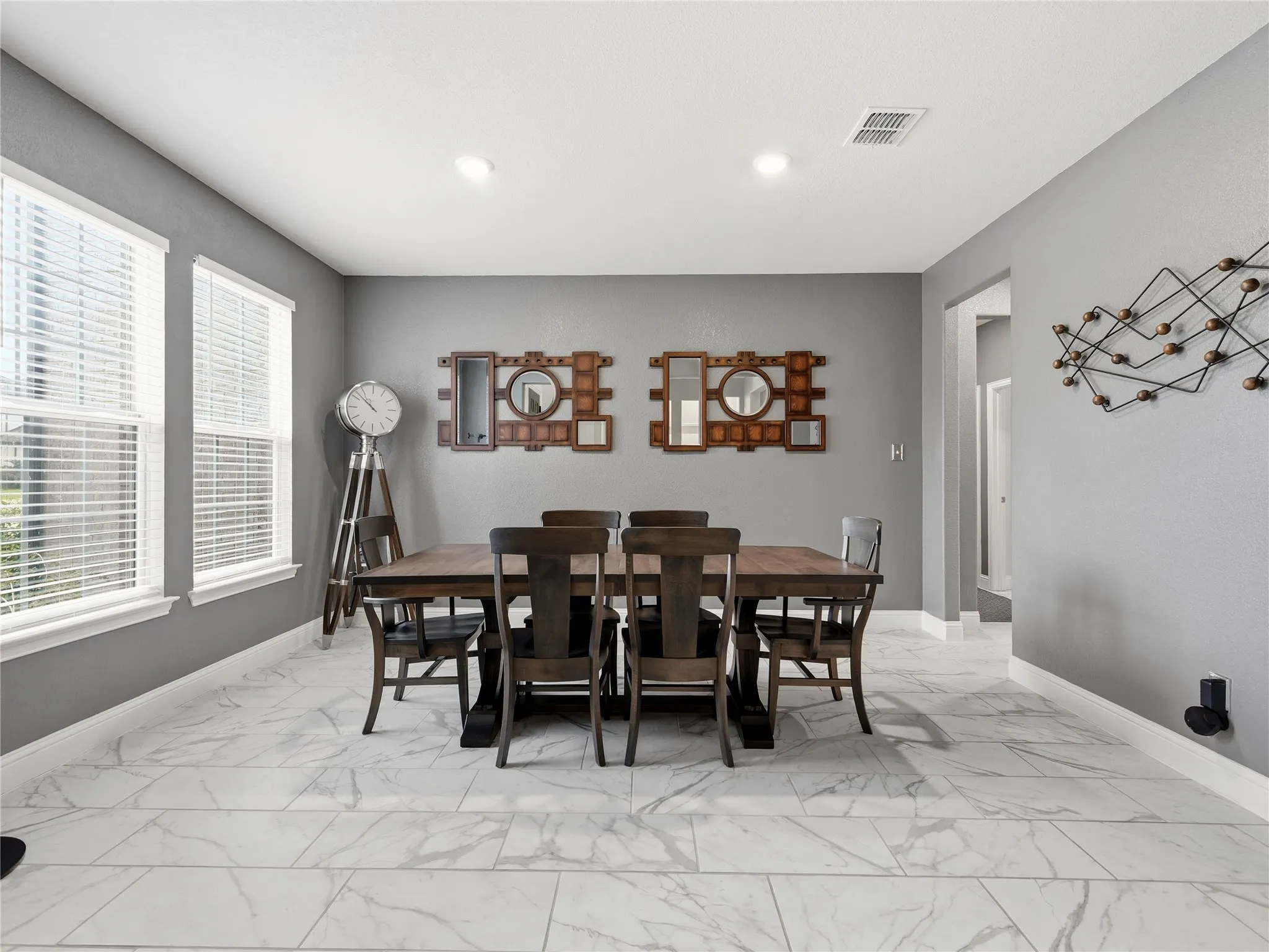 Single Family Residence For Sale in Denton County , 1921 Ordonez Drive, Little Elm, Texas 75068, 3 Bedroom, 4 Bathroom, 3 Garage spaces, 3,509 Sqft, built in 2022, mls#21370656, Real Estate Agent in Little Elm, Homes For Sale in Denton county, Homes For Sale in Little Elm, Realtor in Little Elm Texas, Real Estate Brokerage Independent Realty Texas, Luminita Cordes Realtor