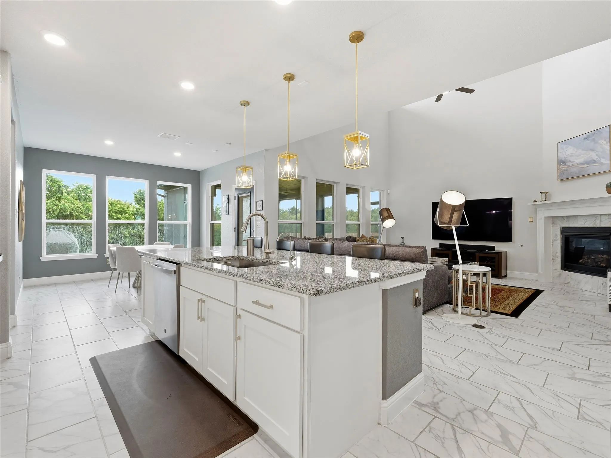 Single Family Residence For Sale in Denton County , 1921 Ordonez Drive, Little Elm, Texas 75068, 3 Bedroom, 4 Bathroom, 3 Garage spaces, 3,509 Sqft, built in 2022, mls#21370656, Real Estate Agent in Little Elm, Homes For Sale in Denton county, Homes For Sale in Little Elm, Realtor in Little Elm Texas, Real Estate Brokerage Independent Realty Texas, Luminita Cordes Realtor