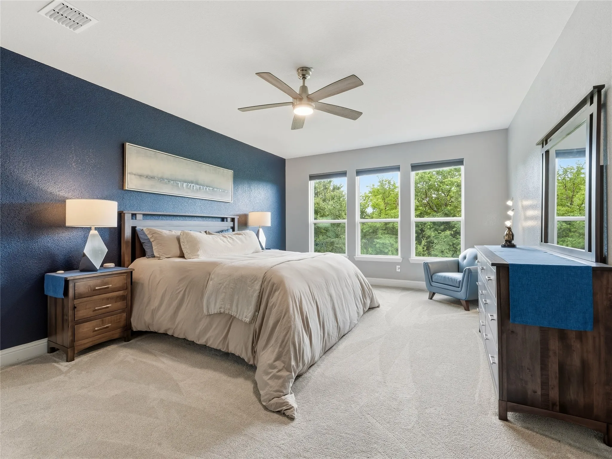 Single Family Residence For Sale in Denton County , 1921 Ordonez Drive, Little Elm, Texas 75068, 3 Bedroom, 4 Bathroom, 3 Garage spaces, 3,509 Sqft, built in 2022, mls#21370656, Real Estate Agent in Little Elm, Homes For Sale in Denton county, Homes For Sale in Little Elm, Realtor in Little Elm Texas, Real Estate Brokerage Independent Realty Texas, Luminita Cordes Realtor