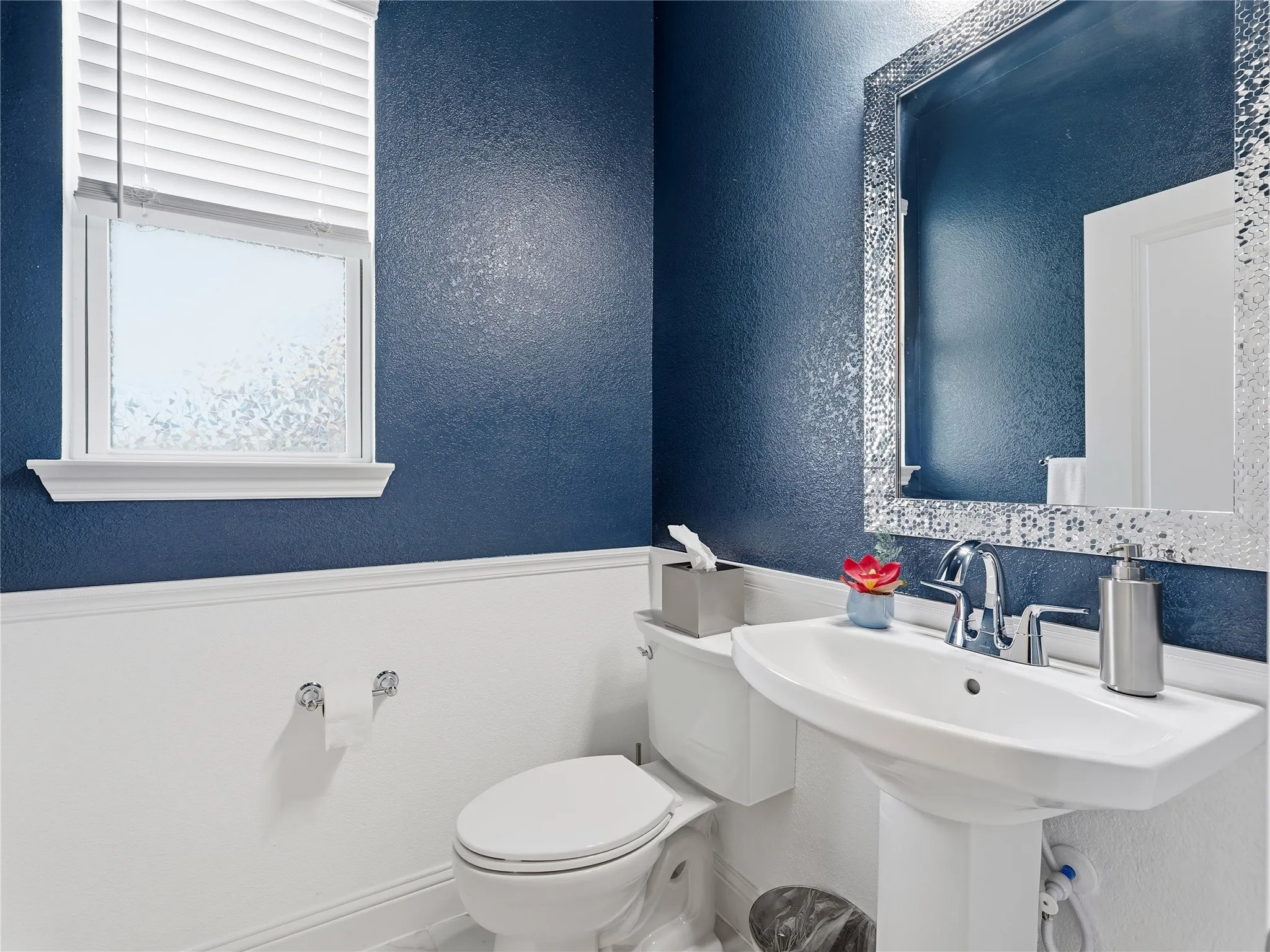 Single Family Residence For Sale in Denton County , 1921 Ordonez Drive, Little Elm, Texas 75068, 3 Bedroom, 4 Bathroom, 3 Garage spaces, 3,509 Sqft, built in 2022, mls#21370656, Real Estate Agent in Little Elm, Homes For Sale in Denton county, Homes For Sale in Little Elm, Realtor in Little Elm Texas, Real Estate Brokerage Independent Realty Texas, Luminita Cordes Realtor