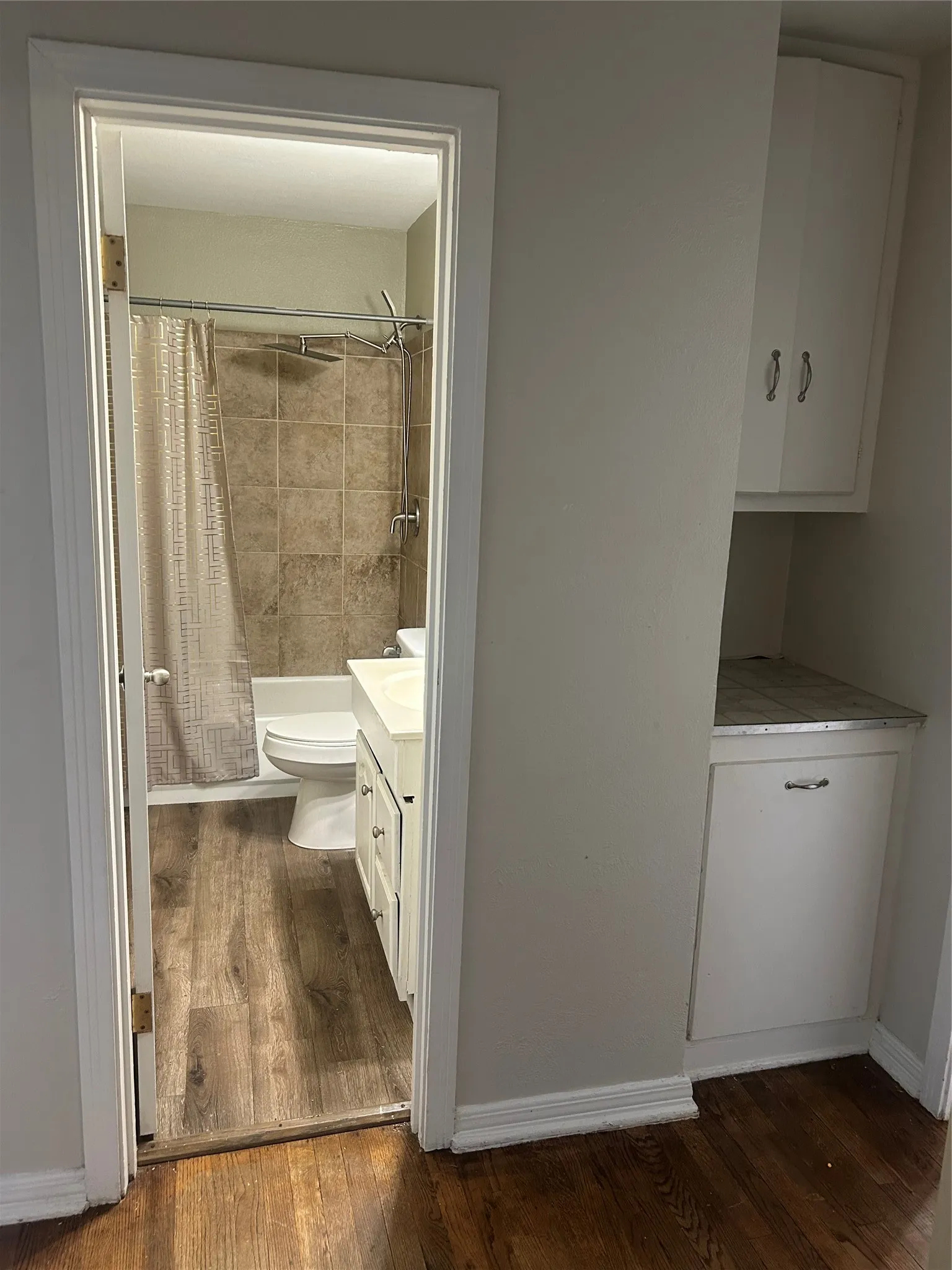 Single Family Residence For Rent in Grayson County , 1615 N Highland Avenue, Sherman, Texas 75092, 2 Bedroom, 1 Bathroom, 1 Garage spaces, 834 Sqft, built in 1952, mls#21372530, Real Estate Agent in Sherman, Homes For Rent in Grayson county, Homes For Rent in Sherman, Realtor in Sherman Texas, Real Estate Brokerage Independent Realty Texas, Luminita Cordes Realtor