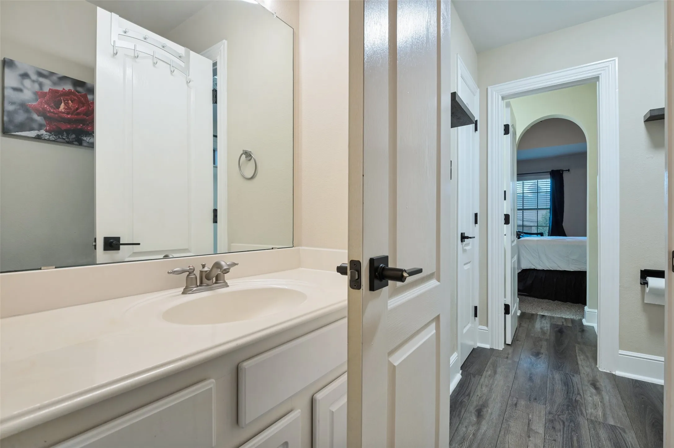 Single Family Residence For Sale in Dallas County , 1633 Turtle Point Drive, De Soto, Texas 75115, 4 Bedroom, 4 Bathroom, 2 Garage spaces, 3,743 Sqft, built in 2006, mls#21368911, Real Estate Agent in De Soto, Homes For Sale in Dallas county, Homes For Sale in De Soto, Realtor in De Soto Texas, Real Estate Brokerage Independent Realty Texas, Luminita Cordes Realtor