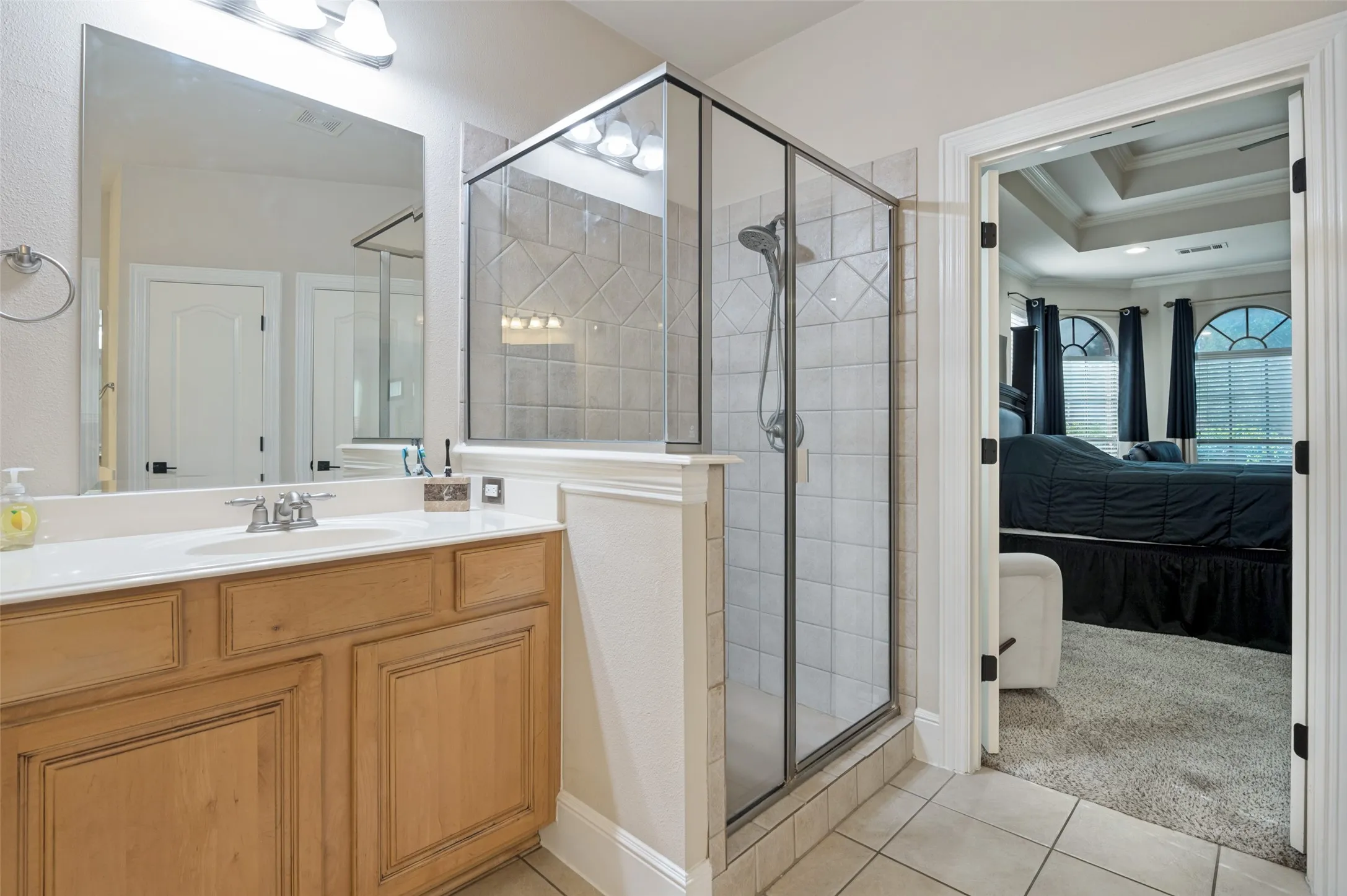 Single Family Residence For Sale in Dallas County , 1633 Turtle Point Drive, De Soto, Texas 75115, 4 Bedroom, 4 Bathroom, 2 Garage spaces, 3,743 Sqft, built in 2006, mls#21368911, Real Estate Agent in De Soto, Homes For Sale in Dallas county, Homes For Sale in De Soto, Realtor in De Soto Texas, Real Estate Brokerage Independent Realty Texas, Luminita Cordes Realtor