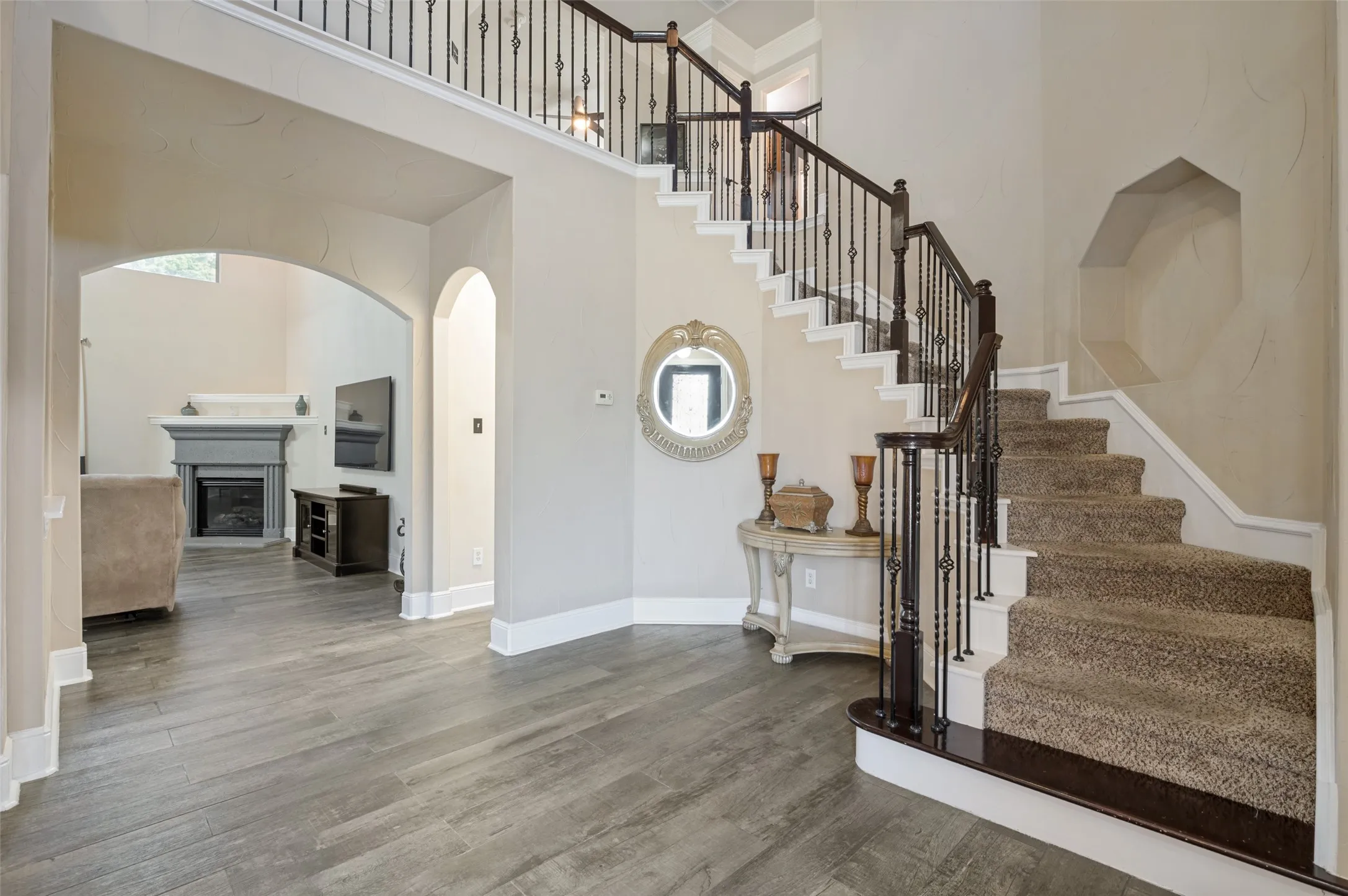 Single Family Residence For Sale in Dallas County , 1633 Turtle Point Drive, De Soto, Texas 75115, 4 Bedroom, 4 Bathroom, 2 Garage spaces, 3,743 Sqft, built in 2006, mls#21368911, Real Estate Agent in De Soto, Homes For Sale in Dallas county, Homes For Sale in De Soto, Realtor in De Soto Texas, Real Estate Brokerage Independent Realty Texas, Luminita Cordes Realtor