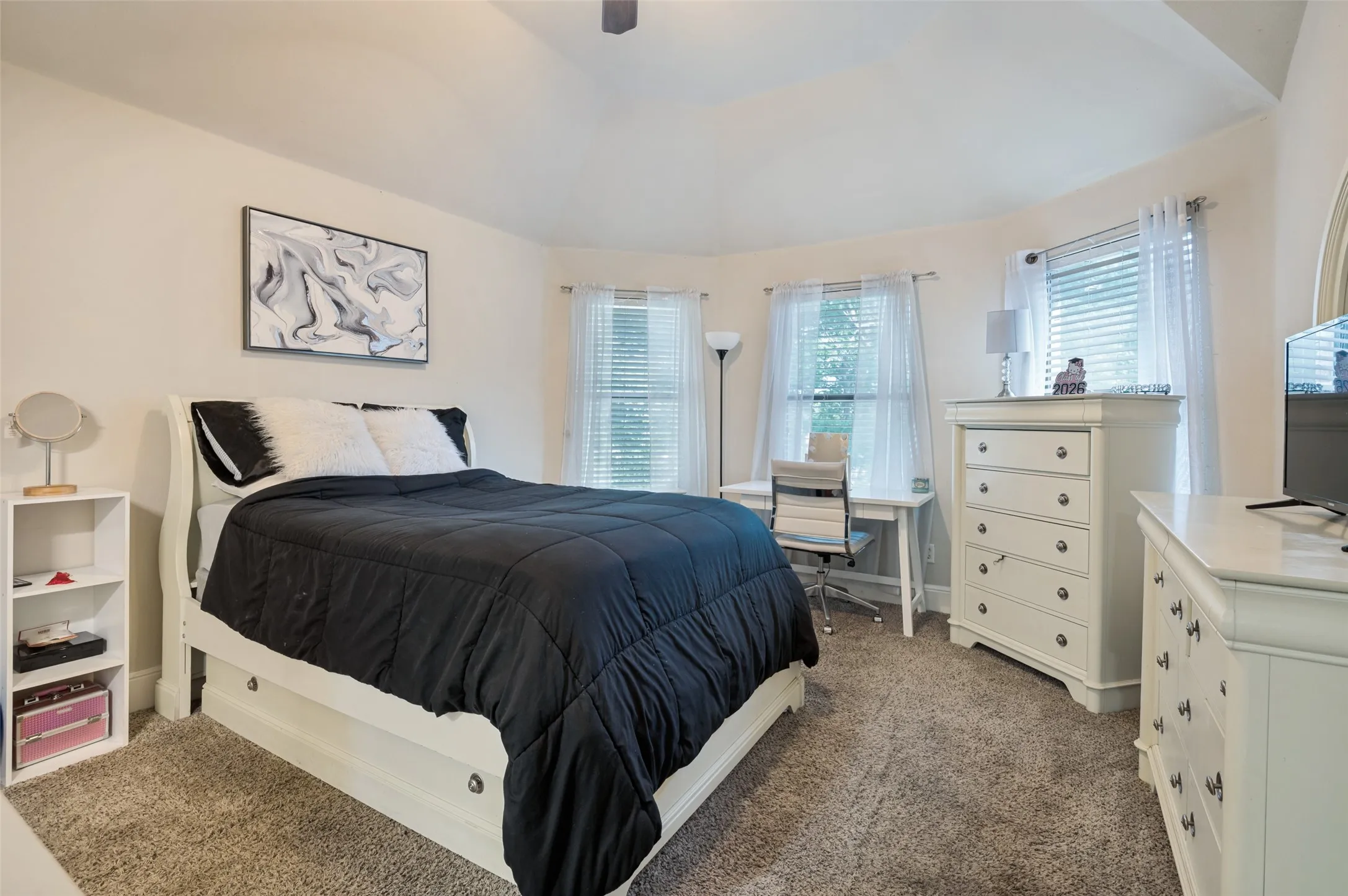 Single Family Residence For Sale in Dallas County , 1633 Turtle Point Drive, De Soto, Texas 75115, 4 Bedroom, 4 Bathroom, 2 Garage spaces, 3,743 Sqft, built in 2006, mls#21368911, Real Estate Agent in De Soto, Homes For Sale in Dallas county, Homes For Sale in De Soto, Realtor in De Soto Texas, Real Estate Brokerage Independent Realty Texas, Luminita Cordes Realtor