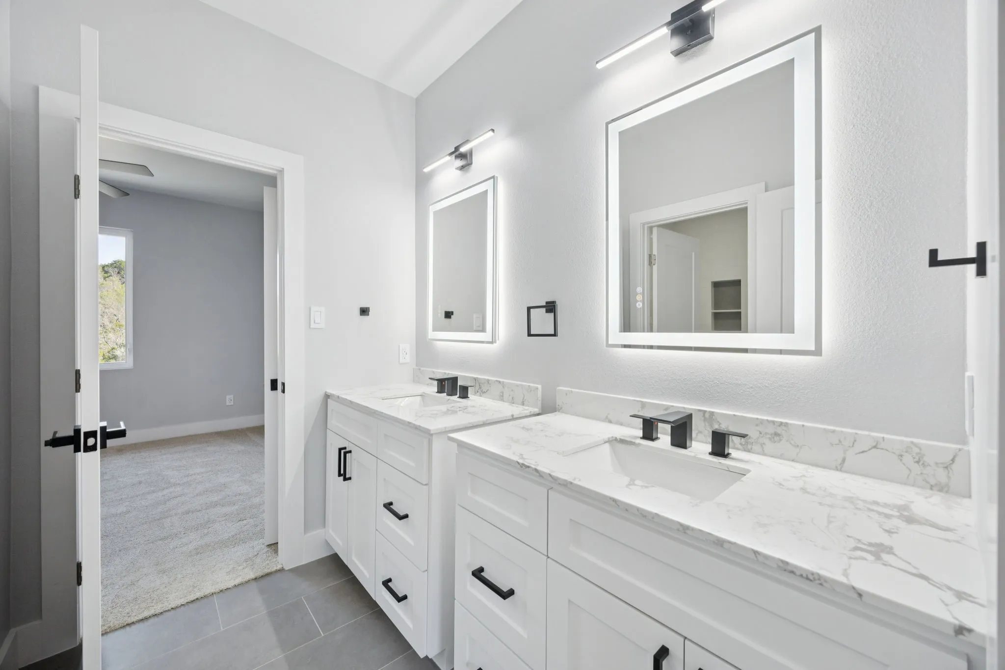 Single Family Residence For Rent in Dallas County , 2415 Valley View Drive, Cedar Hill, Texas 75104, 5 Bedroom, 5 Bathroom, 3 Garage spaces, 4,180 Sqft, built in 2025, mls#21371858, Real Estate Agent in Cedar Hill, Homes For Rent in Dallas county, Homes For Rent in Cedar Hill, Realtor in Cedar Hill Texas, Real Estate Brokerage Independent Realty Texas, Luminita Cordes Realtor