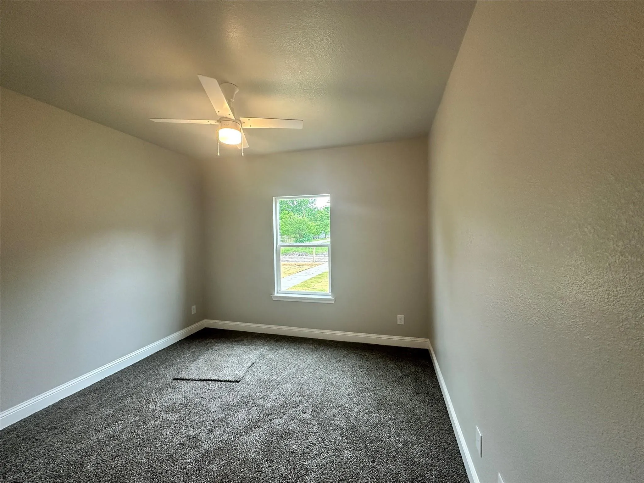 Single Family Residence For Rent in Hunt County , 825 Edgar Street, Greenville, Texas 75401, 3 Bedroom, 2 Bathroom, 2 Garage spaces, 1,439 Sqft, built in 2025, mls#21372536, Real Estate Agent in Greenville, Homes For Rent in Hunt county, Homes For Rent in Greenville, Realtor in Greenville Texas, Real Estate Brokerage Independent Realty Texas, Luminita Cordes Realtor