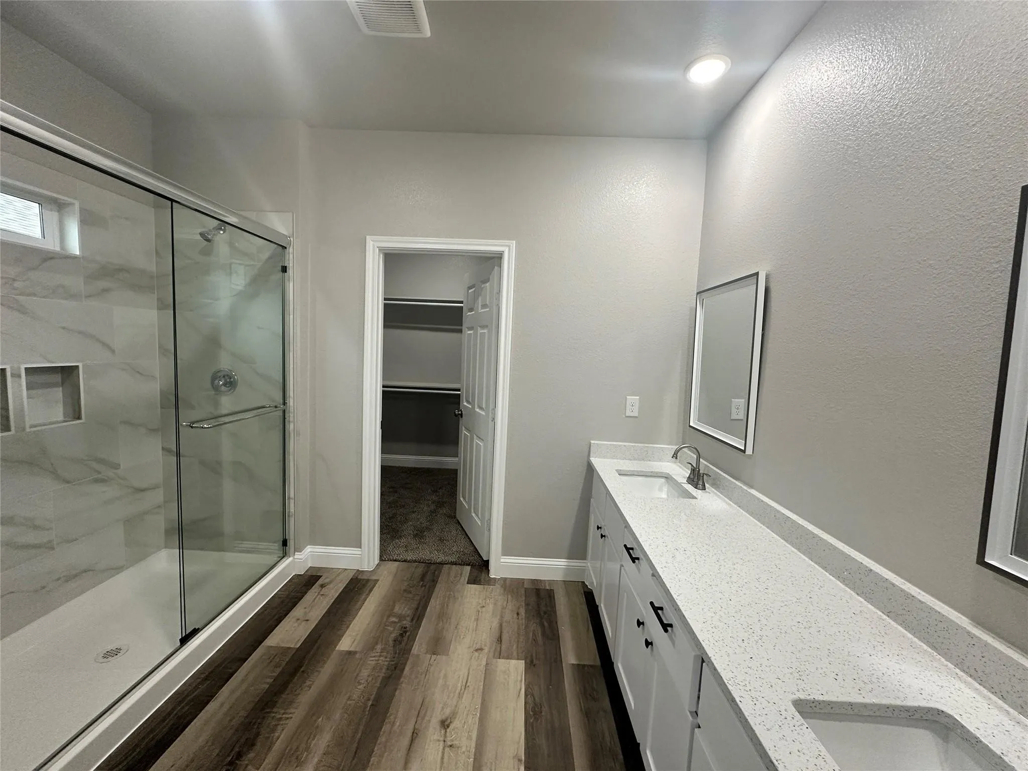 Single Family Residence For Rent in Hunt County , 825 Edgar Street, Greenville, Texas 75401, 3 Bedroom, 2 Bathroom, 2 Garage spaces, 1,439 Sqft, built in 2025, mls#21372536, Real Estate Agent in Greenville, Homes For Rent in Hunt county, Homes For Rent in Greenville, Realtor in Greenville Texas, Real Estate Brokerage Independent Realty Texas, Luminita Cordes Realtor