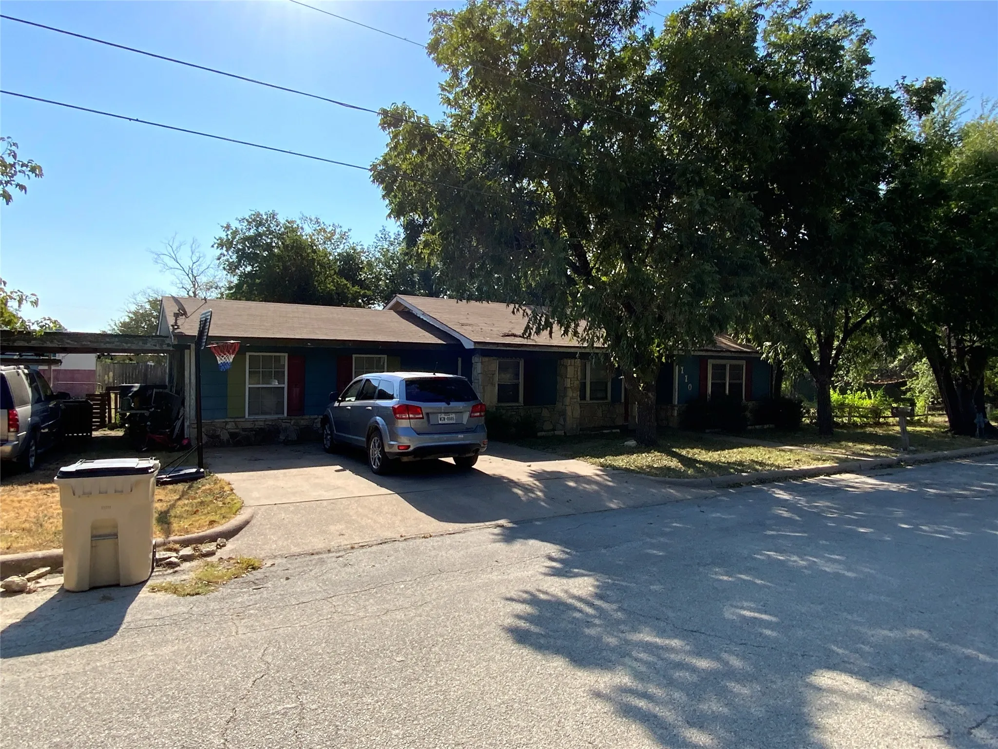 Single Family Residence For Sale in Comanche County , 110 N Ervin Street, Comanche, Texas 76442, 4 Bedroom, 2 Bathroom, Garage spaces, 2,100 Sqft, built in 1970, mls#21372469, Real Estate Agent in Comanche, Homes For Sale in Comanche county, Homes For Sale in Comanche, Realtor in Comanche Texas, Real Estate Brokerage Independent Realty Texas, Luminita Cordes Realtor