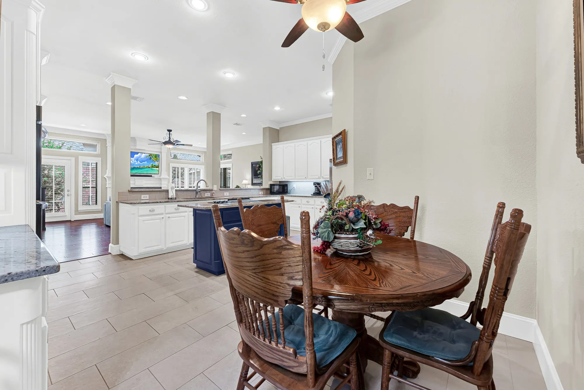 Kitchen Breakfast Nook