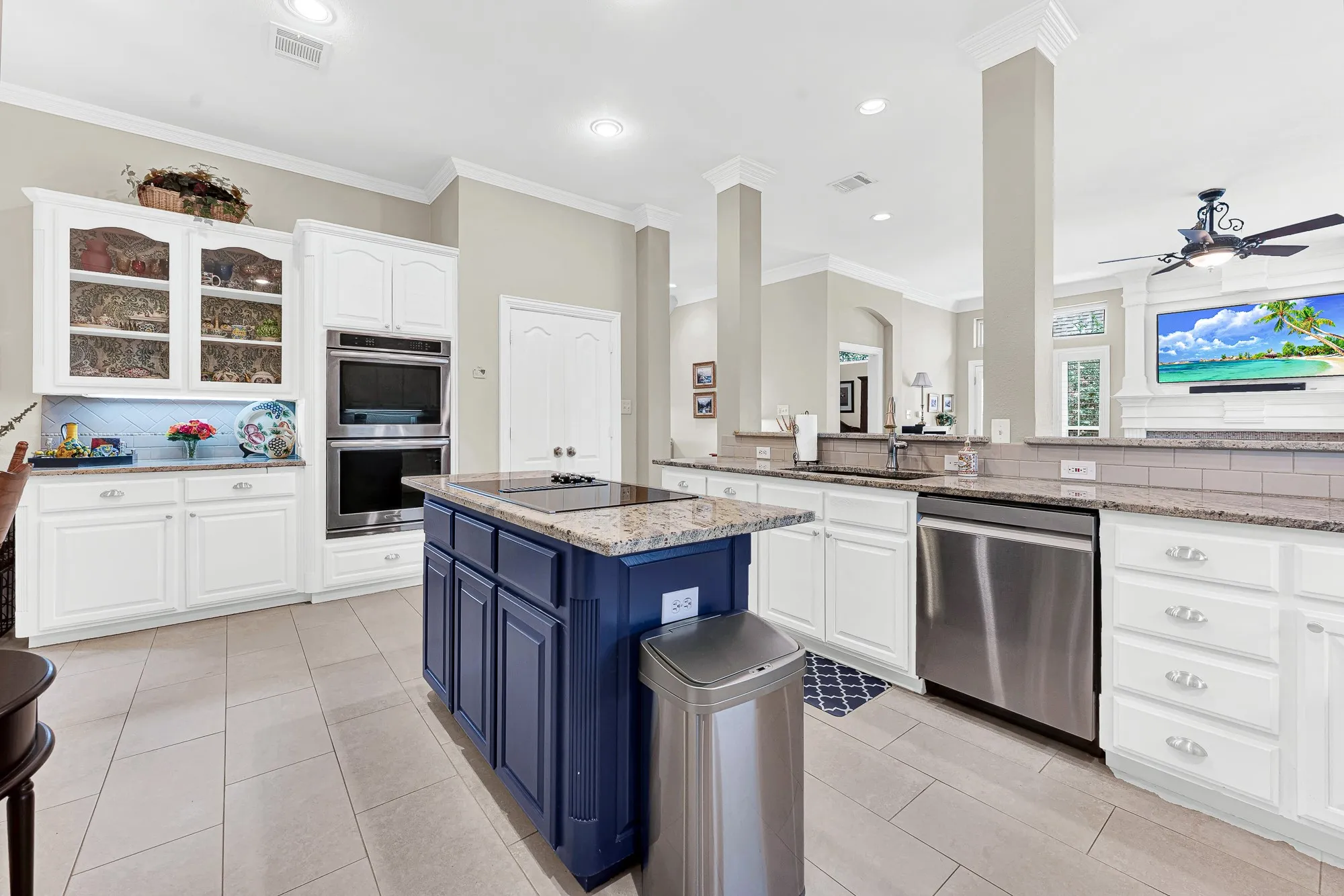 Single Family Residence For Sale in Denton County , 6816 Myrtle Beach Drive, Plano, Texas 75093, 3 Bedroom, 4 Bathroom, 3 Garage spaces, 2,877 Sqft, built in 1993, mls#21372153, Real Estate Agent in Plano, Homes For Sale in Denton county, Homes For Sale in Plano, Realtor in Plano Texas, Real Estate Brokerage Independent Realty Texas, Luminita Cordes Realtor