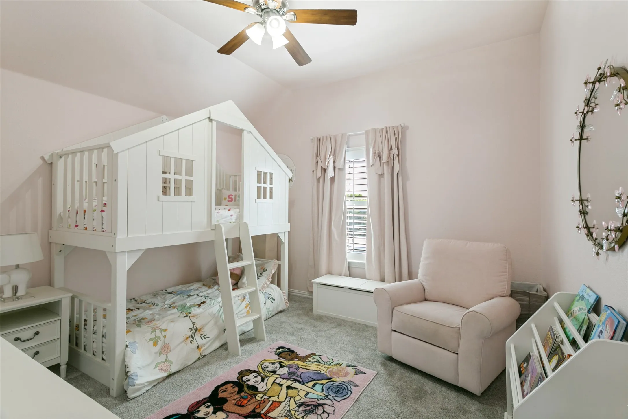 Single Family Residence For Rent in Tarrant County , 6356 Brynwyck Lane, North Richland Hills, Texas 76182, 4 Bedroom, 4 Bathroom, 2 Garage spaces, 3,133 Sqft, built in 2012, mls#21371720, Real Estate Agent in North Richland Hills, Homes For Rent in Tarrant county, Homes For Rent in North Richland Hills, Realtor in North Richland Hills Texas, Real Estate Brokerage Independent Realty Texas, Luminita Cordes Realtor