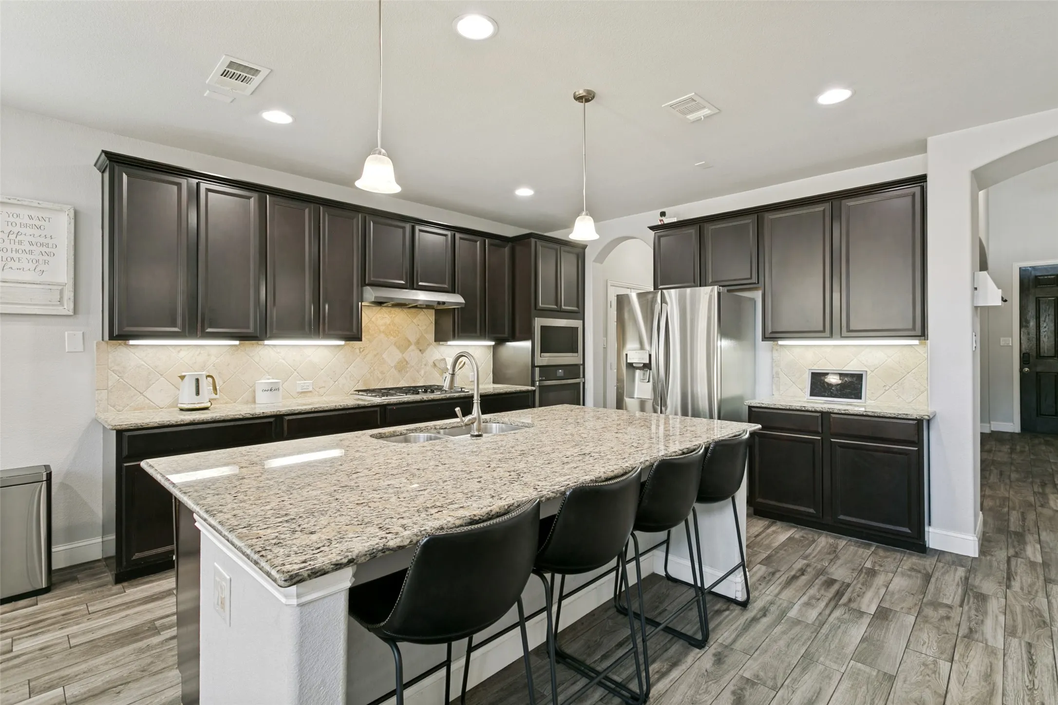 Single Family Residence For Rent in Tarrant County , 6356 Brynwyck Lane, North Richland Hills, Texas 76182, 4 Bedroom, 4 Bathroom, 2 Garage spaces, 3,133 Sqft, built in 2012, mls#21371720, Real Estate Agent in North Richland Hills, Homes For Rent in Tarrant county, Homes For Rent in North Richland Hills, Realtor in North Richland Hills Texas, Real Estate Brokerage Independent Realty Texas, Luminita Cordes Realtor