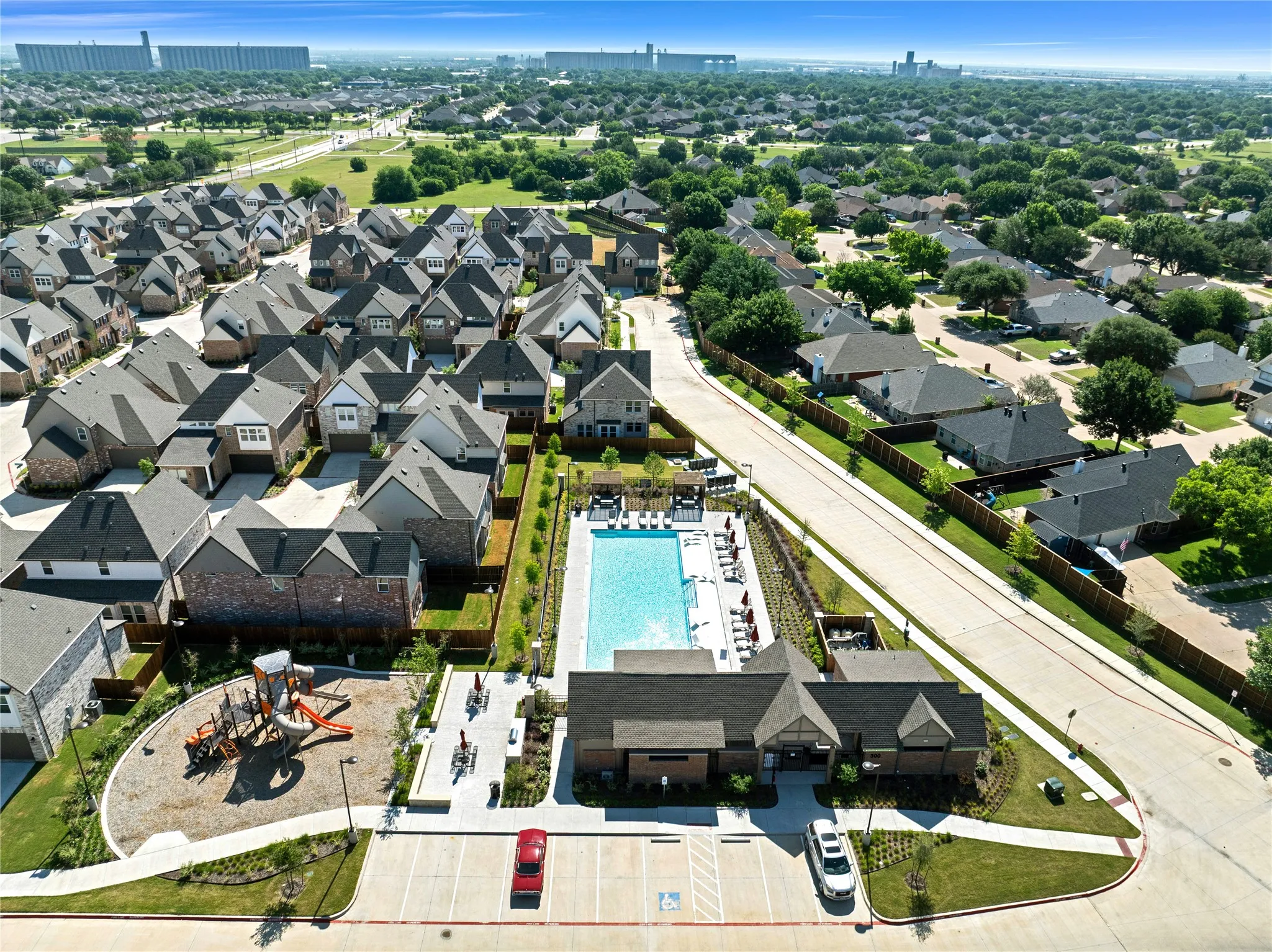 Single Family Residence For Sale in Tarrant County , 1065 Springhill Drive, Saginaw, Texas 76179, 4 Bedroom, 2 Bathroom, 2 Garage spaces, 2,259 Sqft, built in 2000, mls#21372544, Real Estate Agent in Saginaw, Homes For Sale in Tarrant county, Homes For Sale in Saginaw, Realtor in Saginaw Texas, Real Estate Brokerage Independent Realty Texas, Luminita Cordes Realtor
