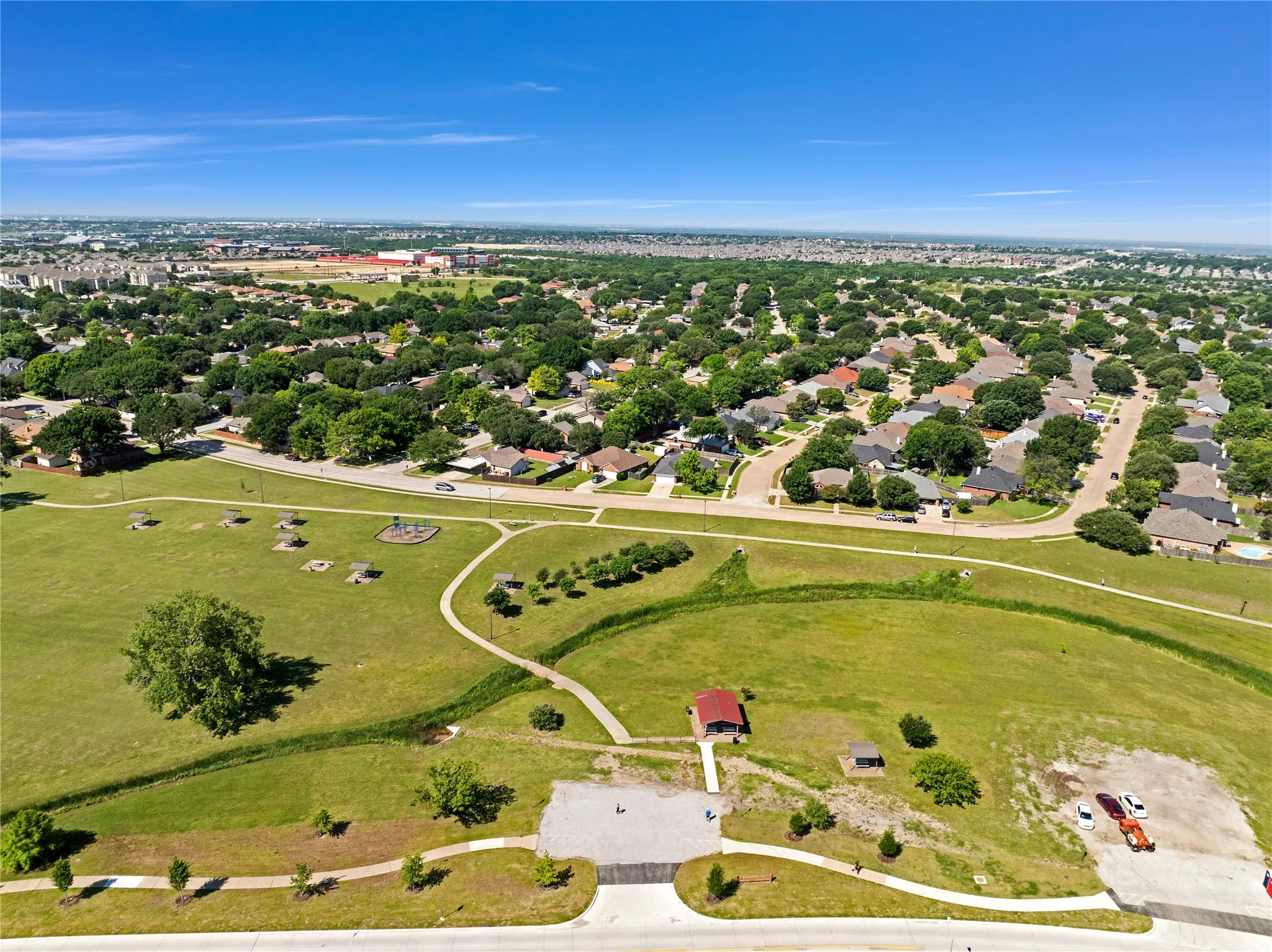 Single Family Residence For Sale in Tarrant County , 1065 Springhill Drive, Saginaw, Texas 76179, 4 Bedroom, 2 Bathroom, 2 Garage spaces, 2,259 Sqft, built in 2000, mls#21372544, Real Estate Agent in Saginaw, Homes For Sale in Tarrant county, Homes For Sale in Saginaw, Realtor in Saginaw Texas, Real Estate Brokerage Independent Realty Texas, Luminita Cordes Realtor