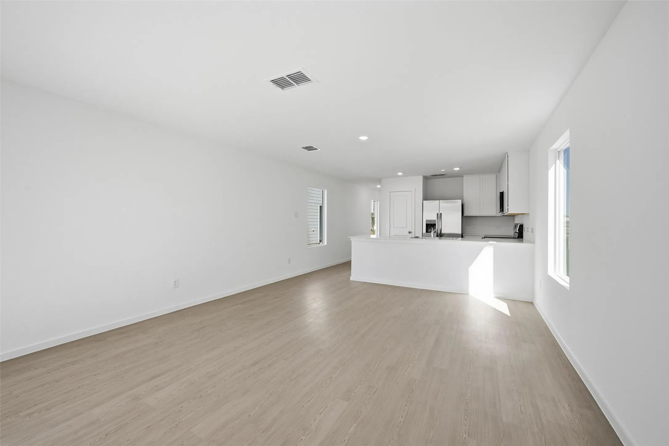 Single Family Residence For Rent in Collin County , 719 Wagtail Drive, Princeton, Texas 75407, 3 Bedroom, 3 Bathroom, 1 Garage spaces, 1,360 Sqft, built in 2026, mls#21372548, Real Estate Agent in Princeton, Homes For Rent in Collin county, Homes For Rent in Princeton, Realtor in Princeton Texas, Real Estate Brokerage Independent Realty Texas, Luminita Cordes Realtor