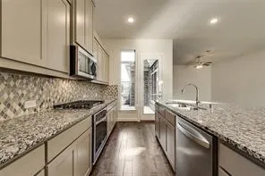 Single Family Residence For Rent in Collin County , 4929 Mckinney Hollow Drive, Mc Kinney, Texas 75070, 4 Bedroom, 3 Bathroom, 2 Garage spaces, 2,486 Sqft, built in 2018, mls#21372549, Real Estate Agent in Mc Kinney, Homes For Rent in Collin county, Homes For Rent in Mc Kinney, Realtor in Mc Kinney Texas, Real Estate Brokerage Independent Realty Texas, Luminita Cordes Realtor
