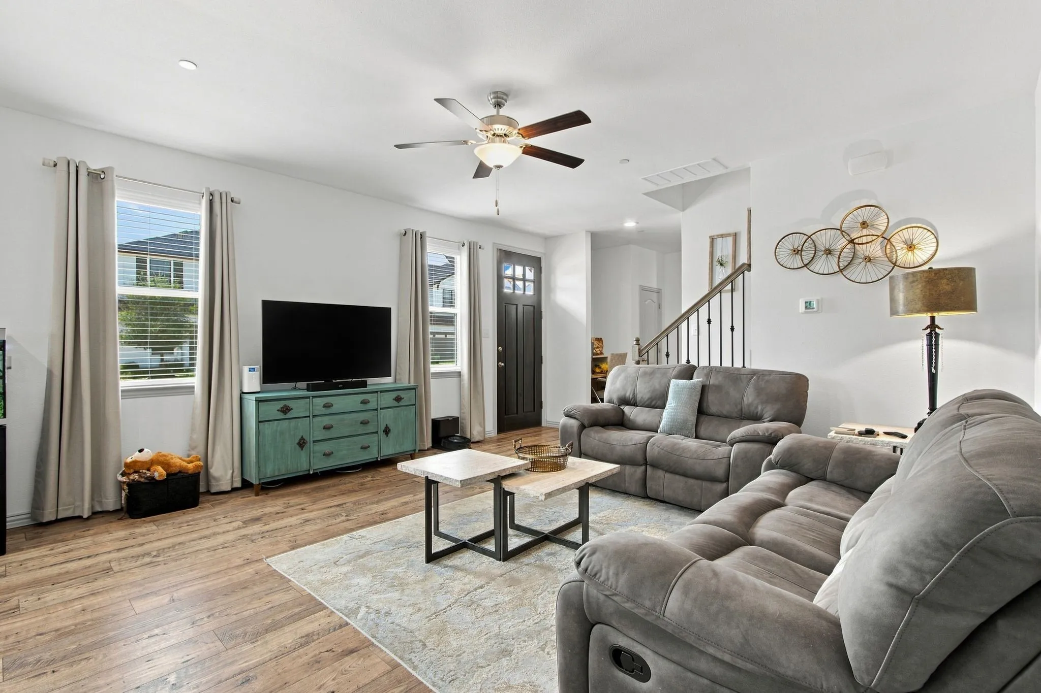 Single Family Residence For Sale in Denton County , 1206 Goliad Drive, Lewisville, Texas 75077, 4 Bedroom, 3 Bathroom, 2 Garage spaces, 2,347 Sqft, built in 2022, mls#21372350, Real Estate Agent in Lewisville, Homes For Sale in Denton county, Homes For Sale in Lewisville, Realtor in Lewisville Texas, Real Estate Brokerage Independent Realty Texas, Luminita Cordes Realtor