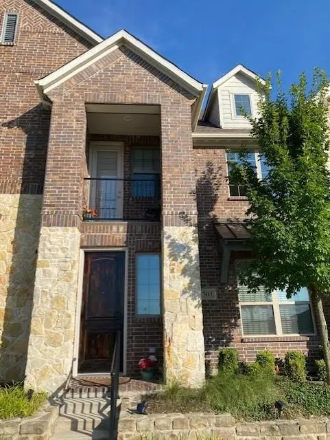 Townhouse For Rent in Collin County , 7413 Chief Spotted Tail Drive, Mc Kinney, Texas 75070, 2 Bedroom, 3 Bathroom, 2 Garage spaces, 1,541 Sqft, built in 2016, mls#21350744, Real Estate Agent in Mc Kinney, Homes For Rent in Collin county, Homes For Rent in Mc Kinney, Realtor in Mc Kinney Texas, Real Estate Brokerage Independent Realty Texas, Luminita Cordes Realtor