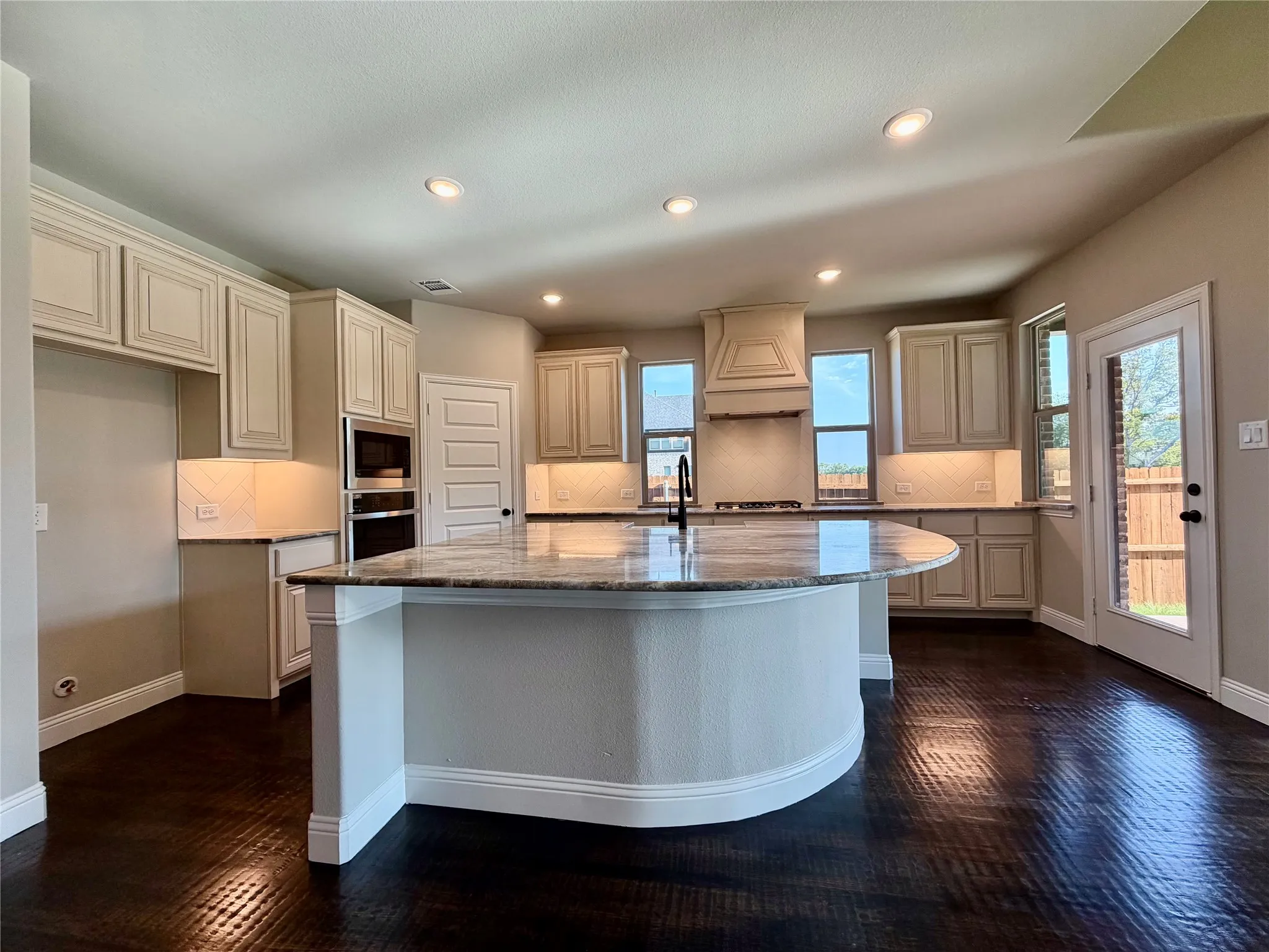 Single Family Residence For Sale in Hunt County , 390 Devonshire Drive, Greenville, Texas 75401, 5 Bedroom, 4 Bathroom, 3 Garage spaces, 3,661 Sqft, built in 2026, mls#21354634, Real Estate Agent in Greenville, Homes For Sale in Hunt county, Homes For Sale in Greenville, Realtor in Greenville Texas, Real Estate Brokerage Independent Realty Texas, Luminita Cordes Realtor