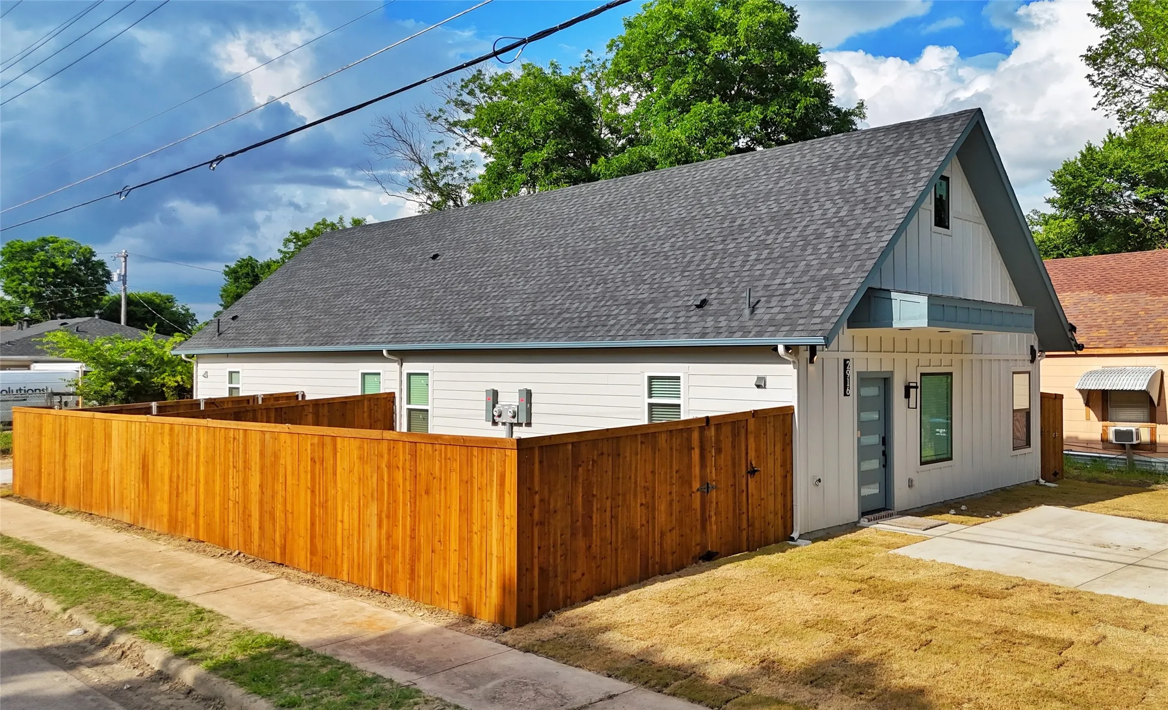 Duplex For Rent in Hunt County , 2916 Hemphill Street A, Greenville, Texas 75401, 3 Bedroom, 2 Bathroom, Garage spaces, 910 Sqft, built in 2026, mls#21372395, Real Estate Agent in Greenville, Homes For Rent in Hunt county, Homes For Rent in Greenville, Realtor in Greenville Texas, Real Estate Brokerage Independent Realty Texas, Luminita Cordes Realtor