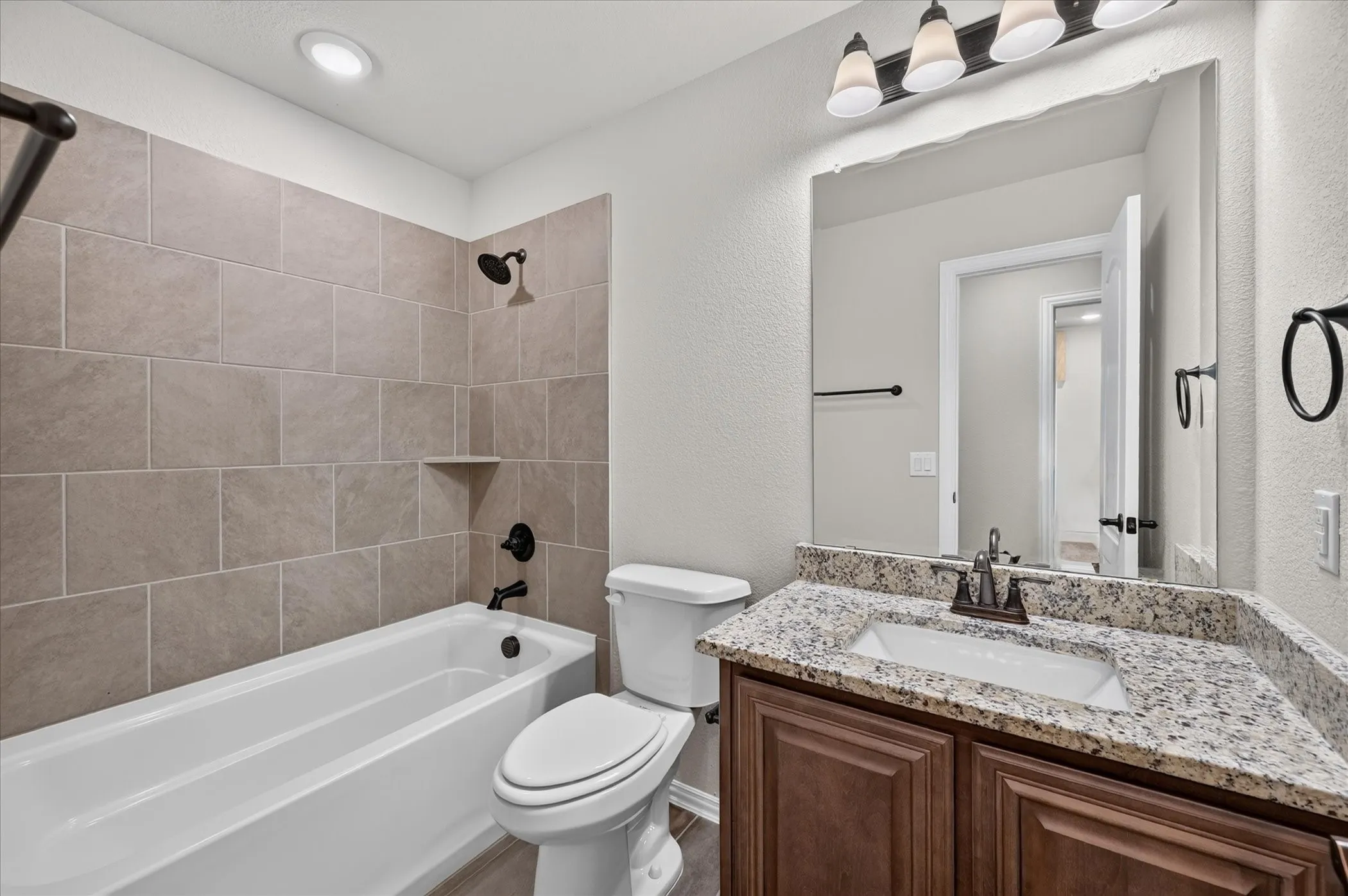 Single Family Residence For Sale in Dallas County , 1941 Silverleaf Drive, Glenn Heights, Texas 75154, 4 Bedroom, 3 Bathroom, 2 Garage spaces, 2,462 Sqft, built in 2021, mls#21372562, Real Estate Agent in Glenn Heights, Homes For Sale in Dallas county, Homes For Sale in Glenn Heights, Realtor in Glenn Heights Texas, Real Estate Brokerage Independent Realty Texas, Luminita Cordes Realtor