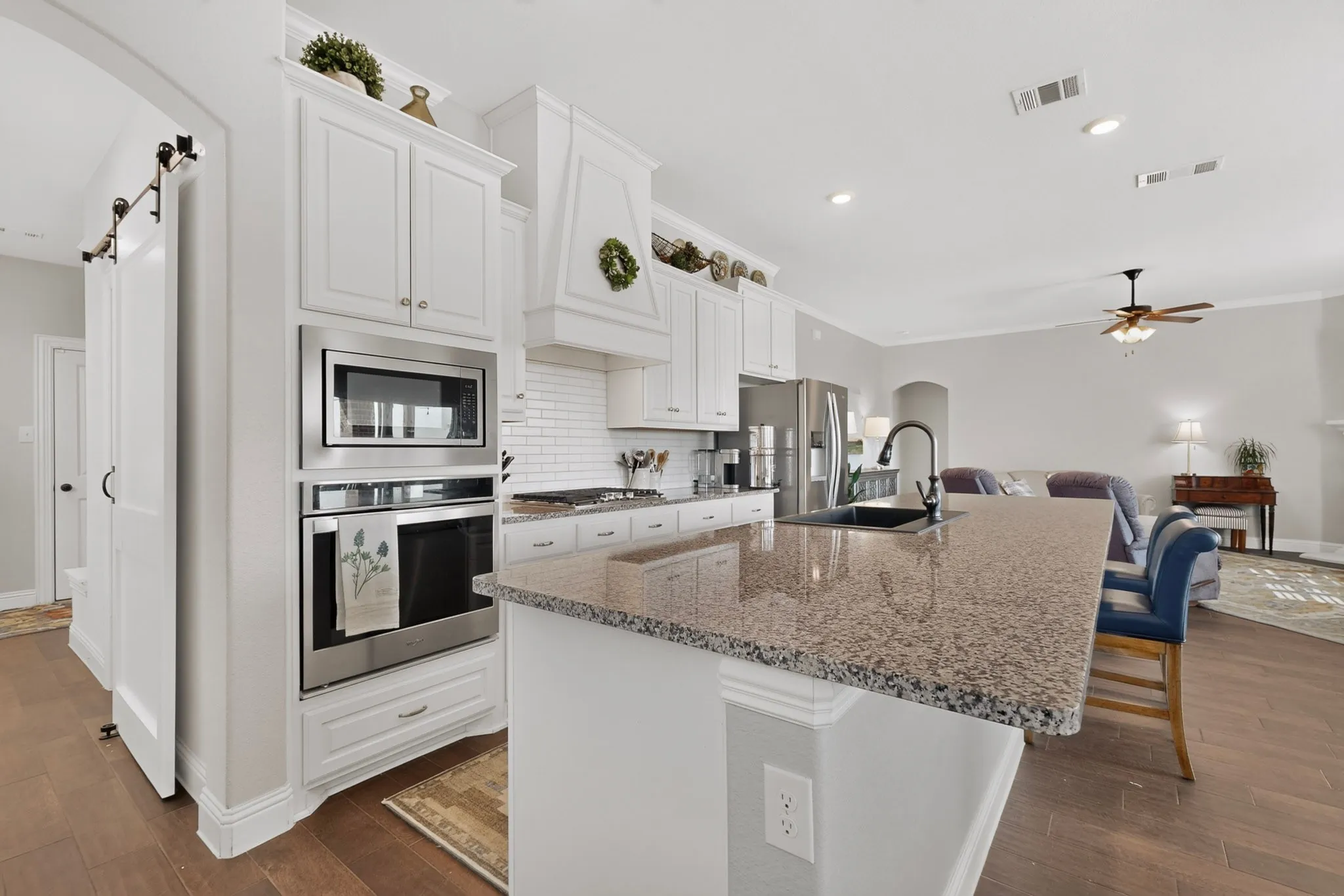 Single Family Residence For Sale in Rockwall County , 4102 Blythe Street, Rockwall, Texas 75032, 3 Bedroom, 3 Bathroom, 2 Garage spaces, 2,397 Sqft, built in 2019, mls#21372520, Real Estate Agent in Rockwall, Homes For Sale in Rockwall county, Homes For Sale in Rockwall, Realtor in Rockwall Texas, Real Estate Brokerage Independent Realty Texas, Luminita Cordes Realtor